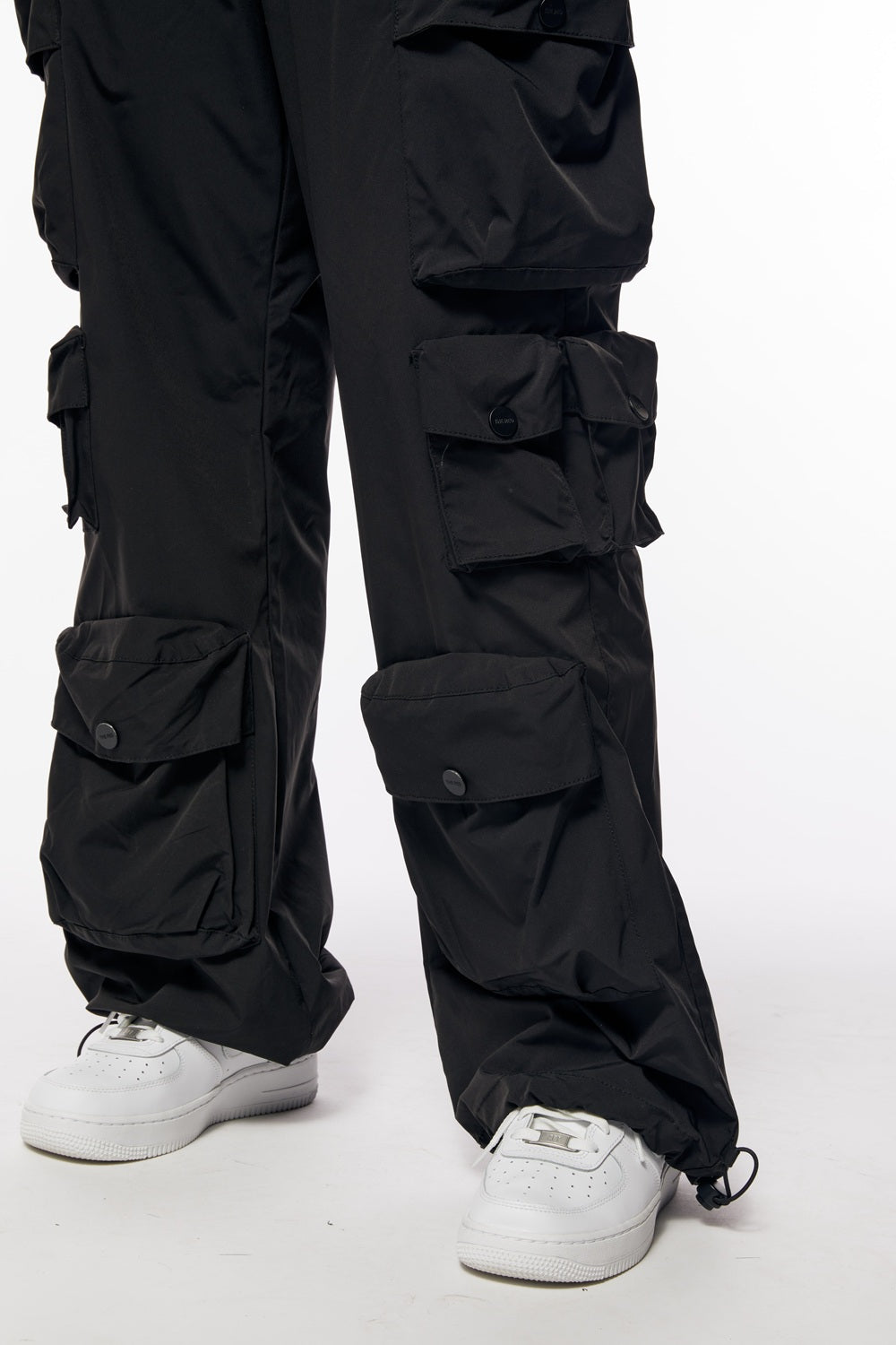 Smoke Rise RED Wide Leg Cargo Pants - Black
