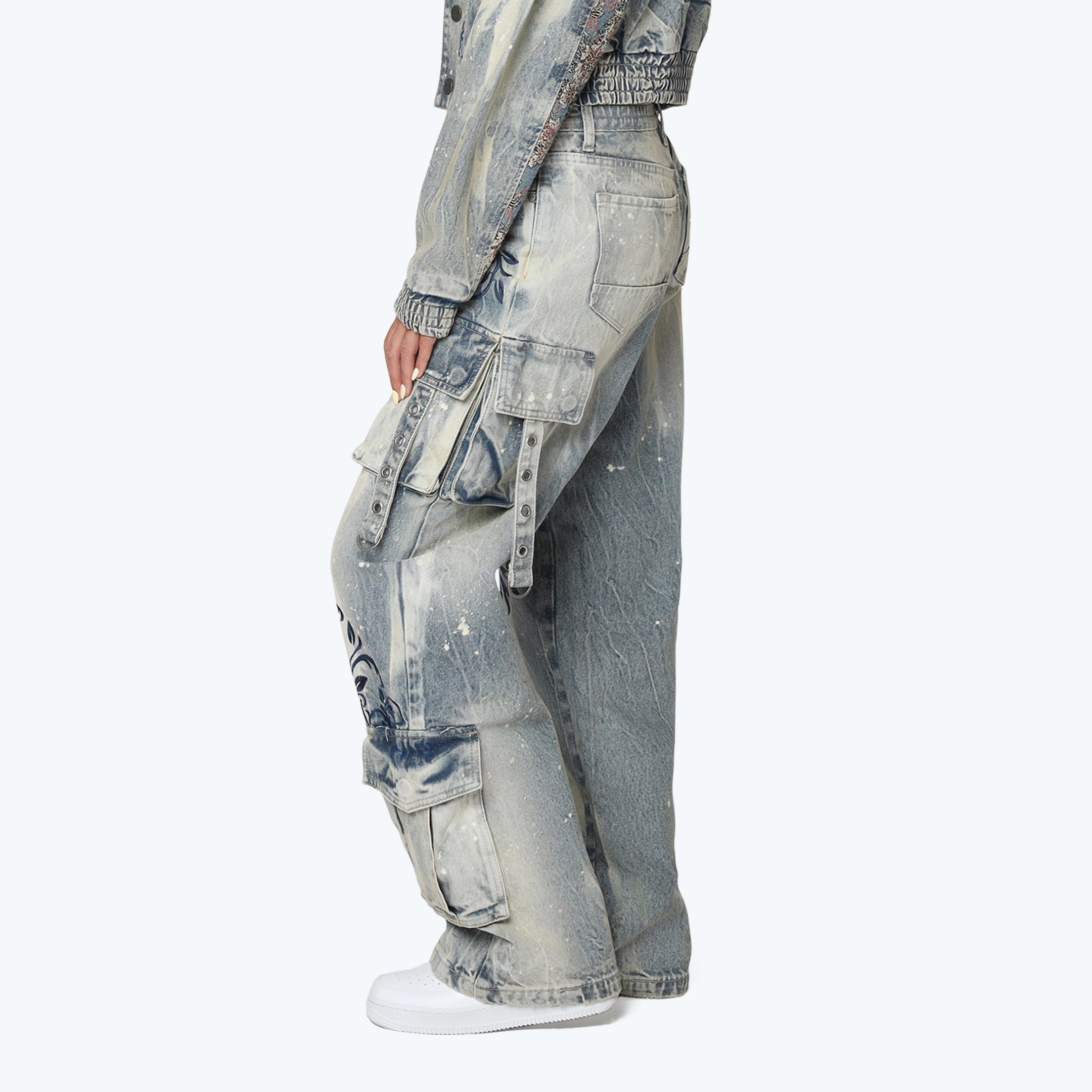 Mid Rise Wide Embroidered Jeans - Ios Blue