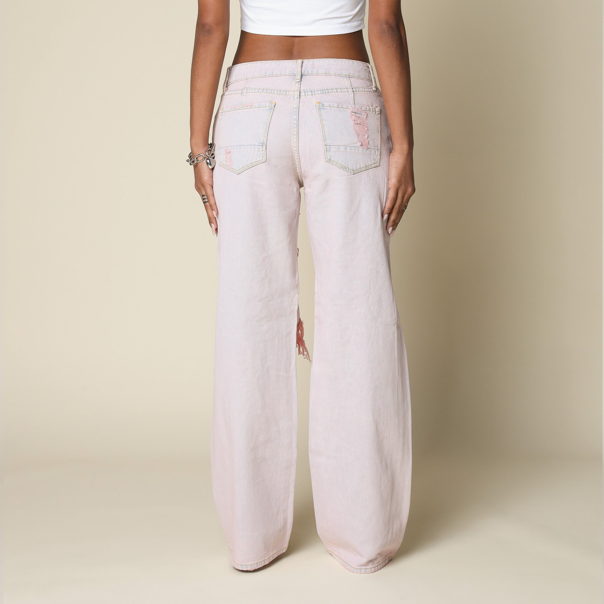 AP23226_MALIBUPINK_03_CROP.jpg