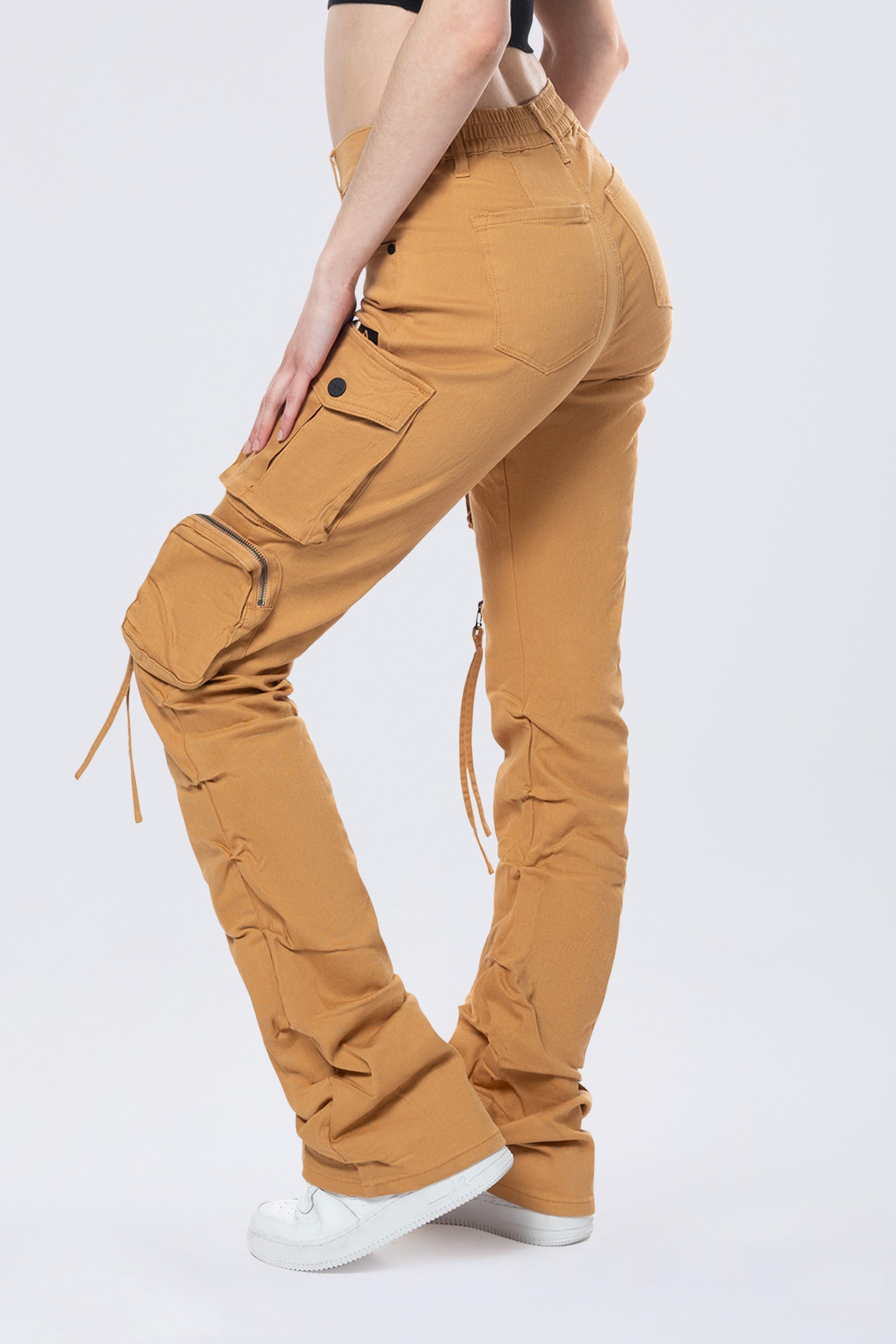 AP24520_Khaki_CROP_BOTTOM_02.jpg