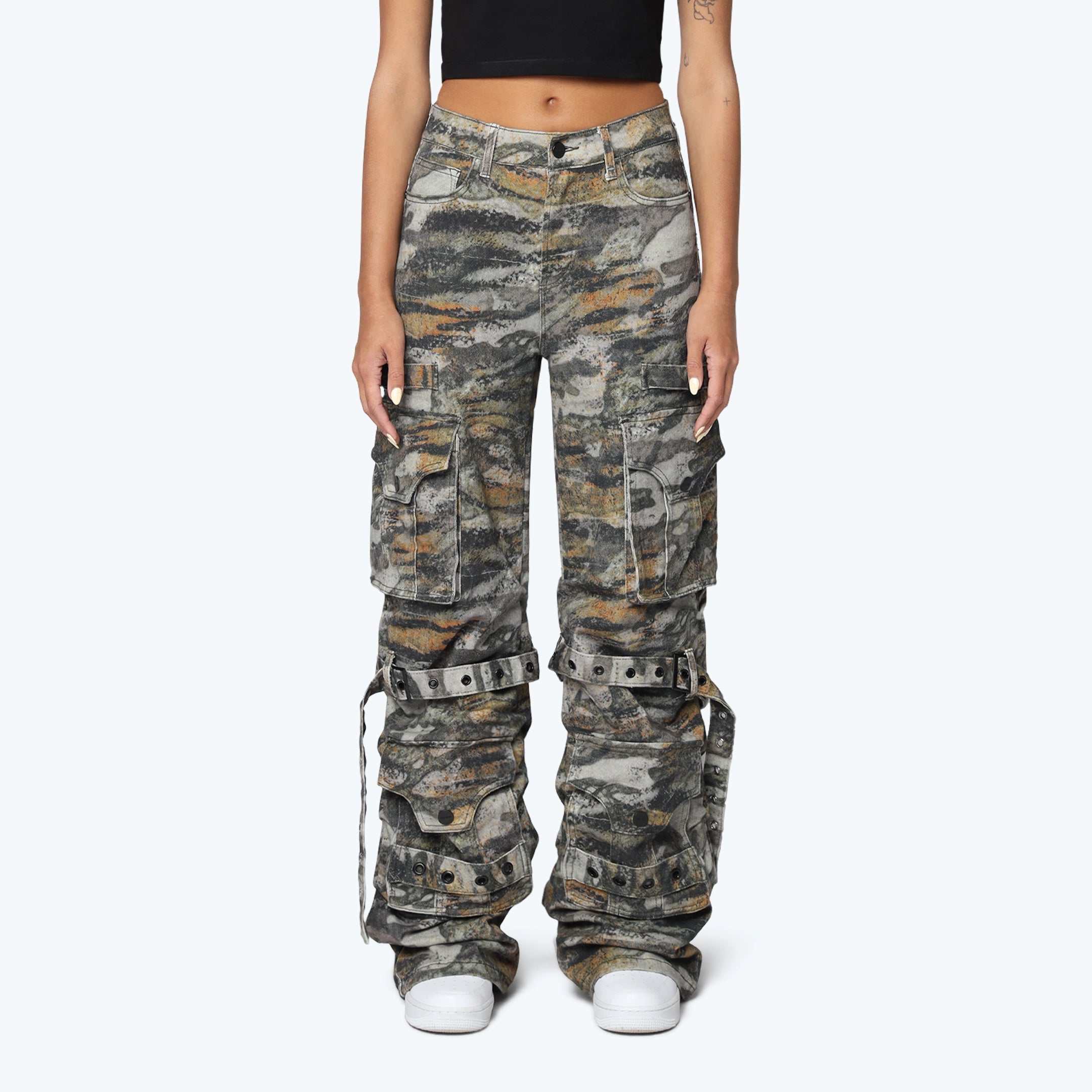 AP25815_TIGERCAMO_01_CROP_01.webp