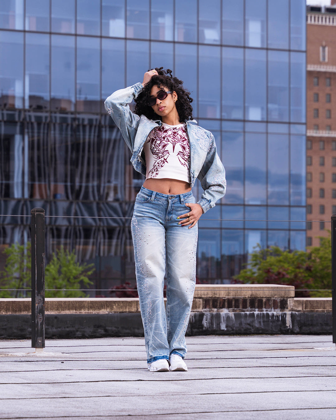 Ashley_Outdoor1.jpg