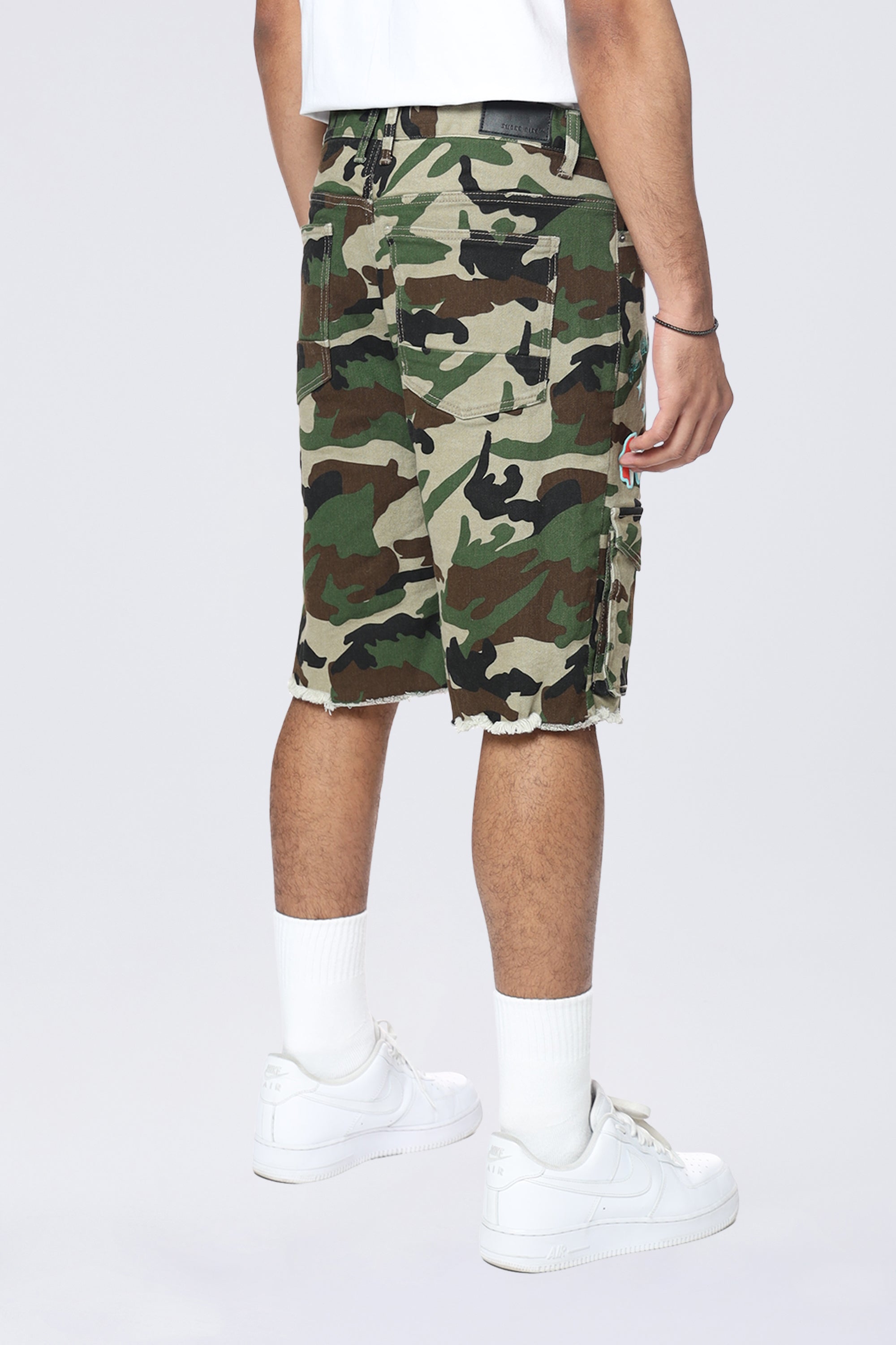 Doodle Graphic Resort Twill Shorts - Wood Camo