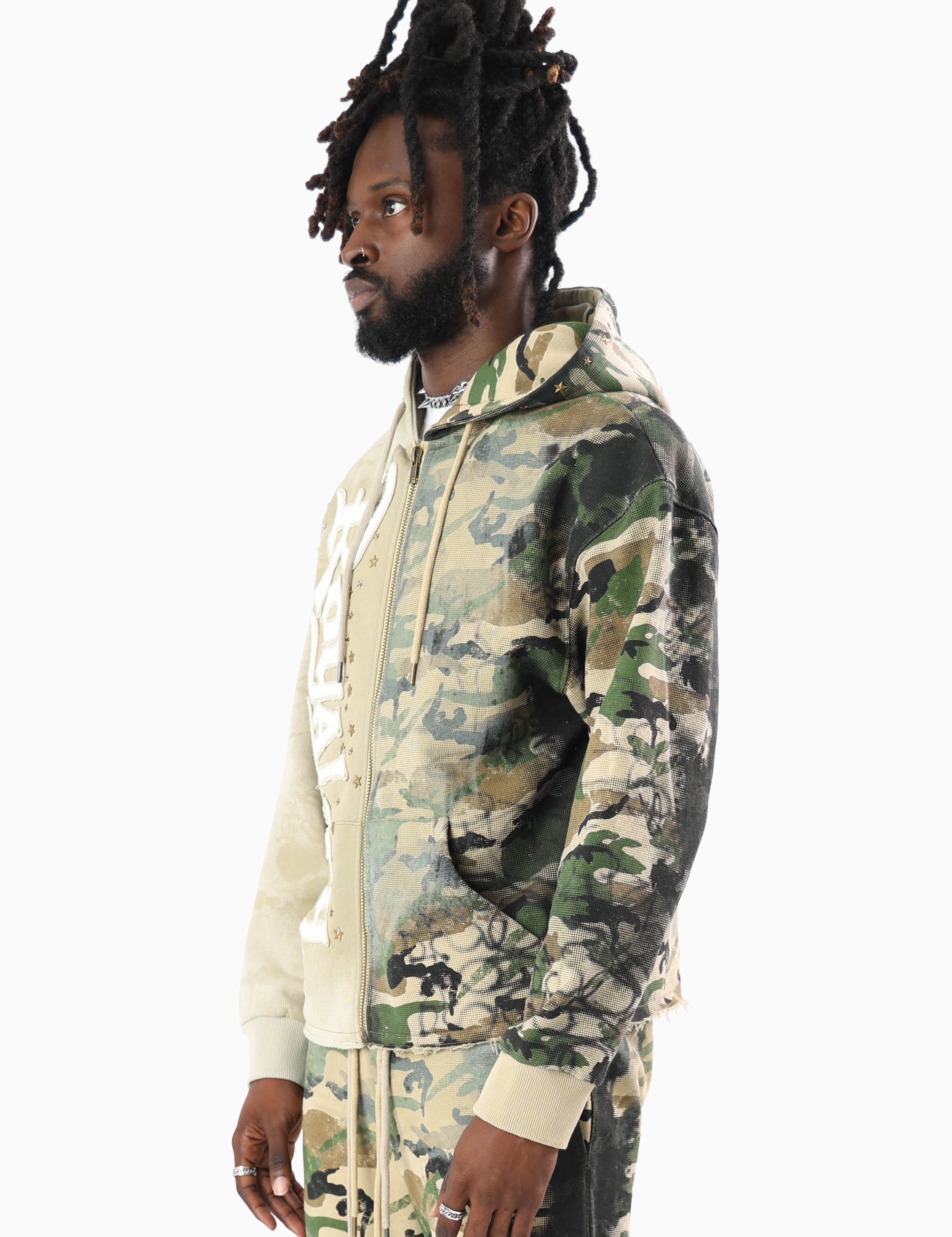 FO26F532_WOODCAMO_02.jpg