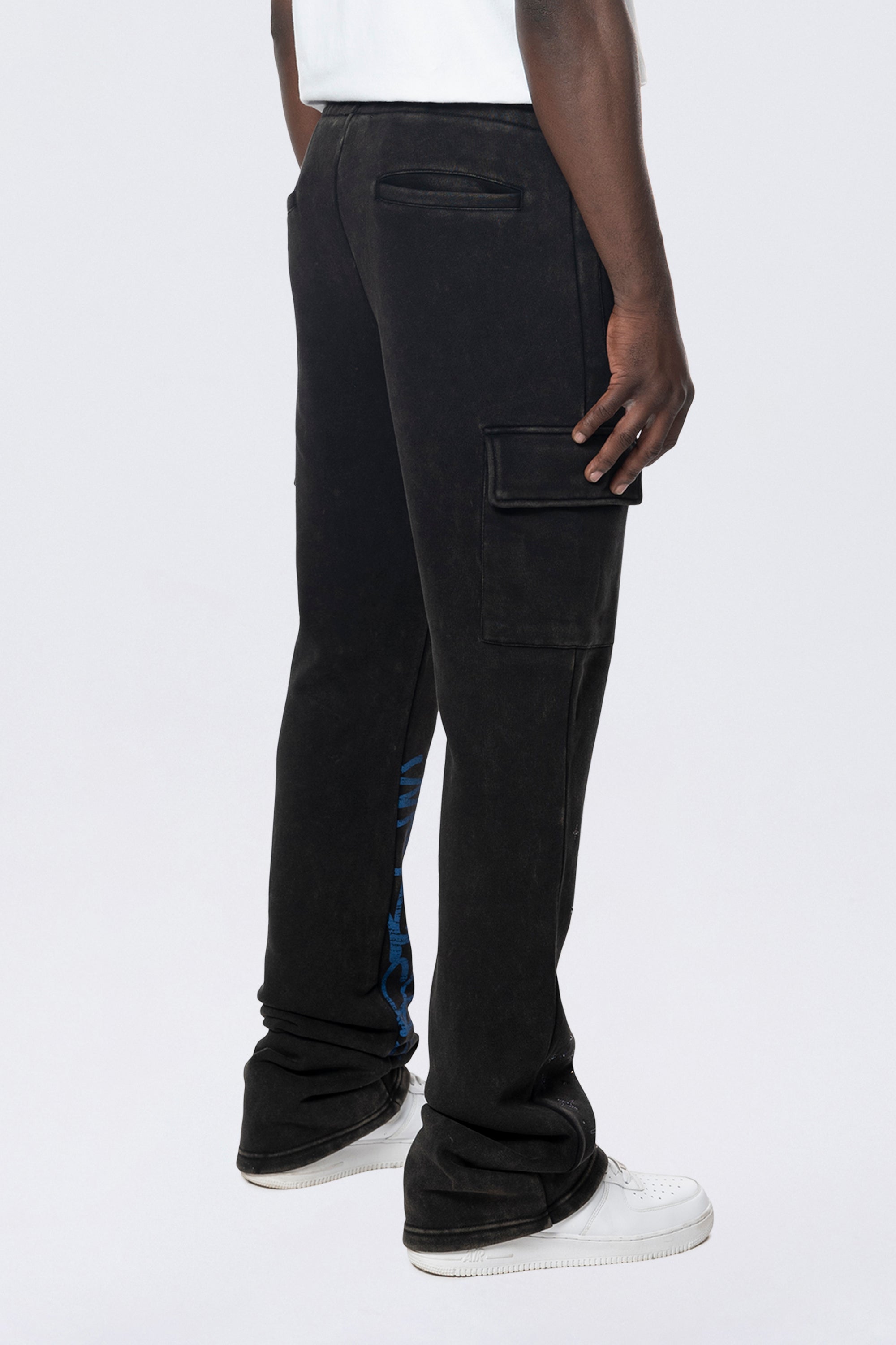FP24655_BLACK_03_CROP_3.jpg