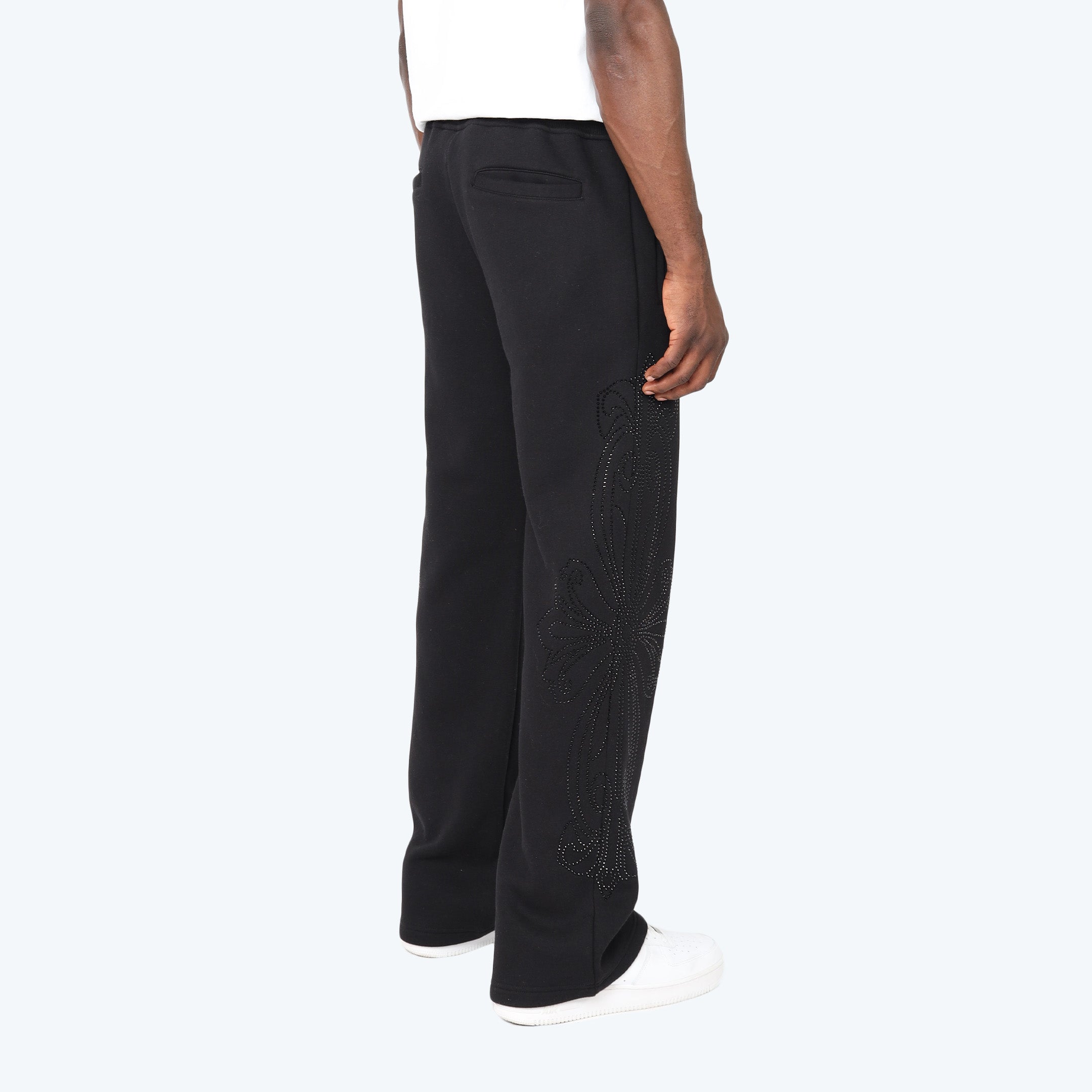 FP25172_BLACK_CROP_3.jpg