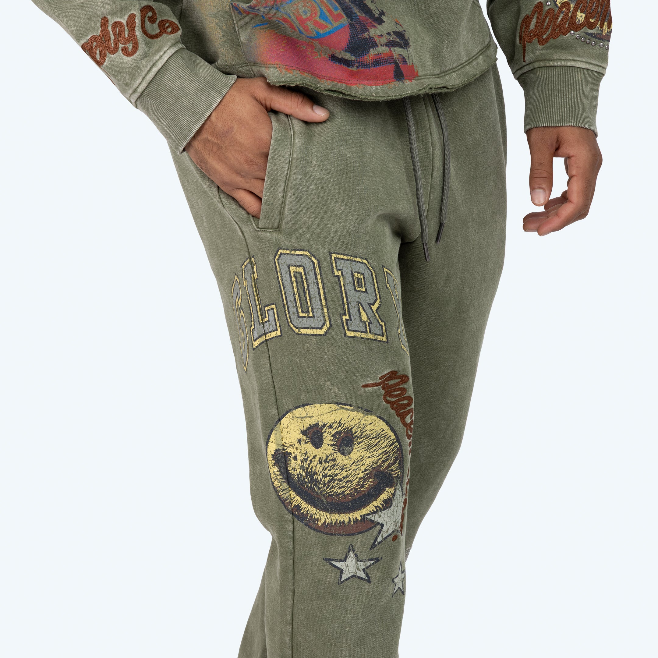 Stacked Glory Fleece Pants - Vintage Army