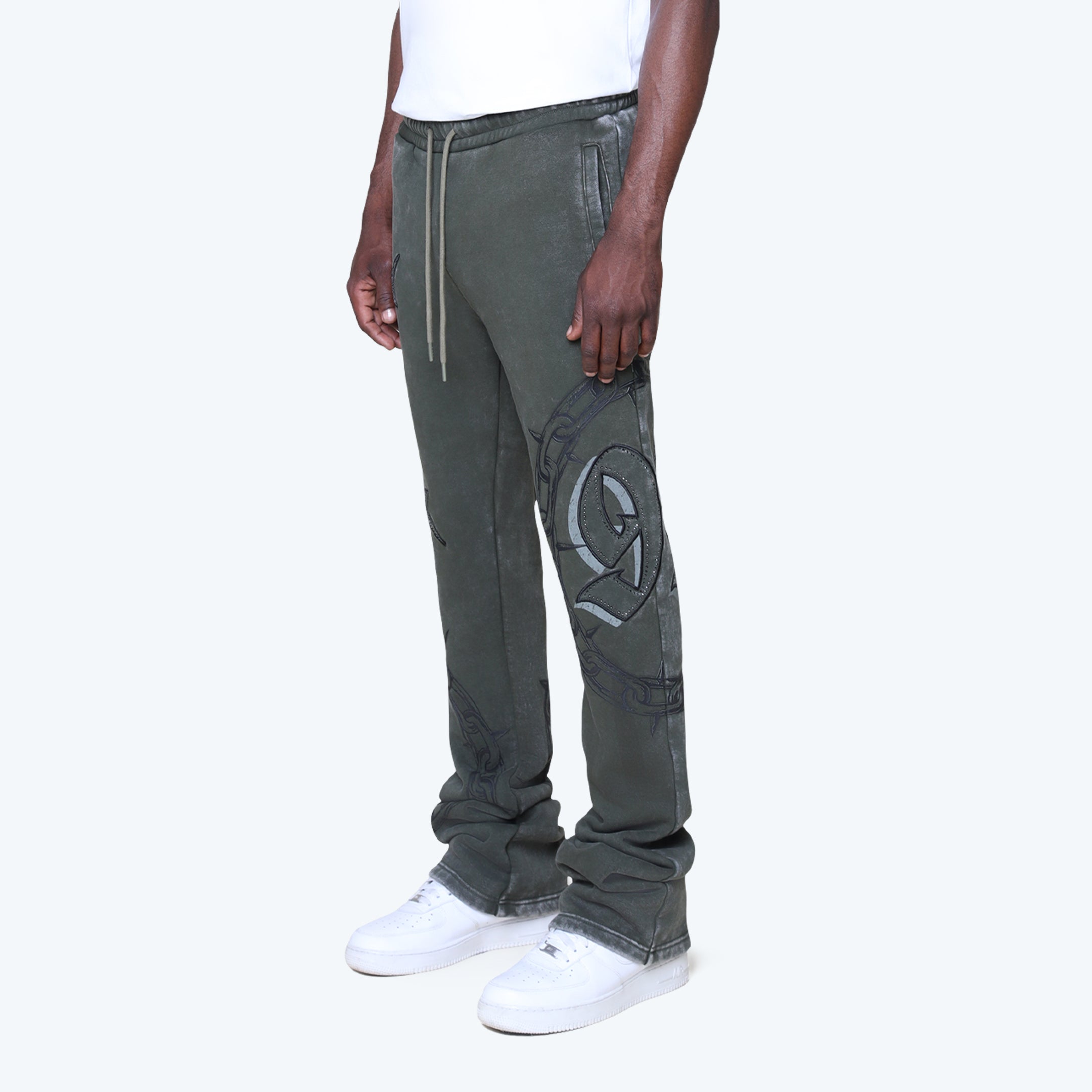 FP25674_MOSS_CROP_BOTTOM_02.jpg