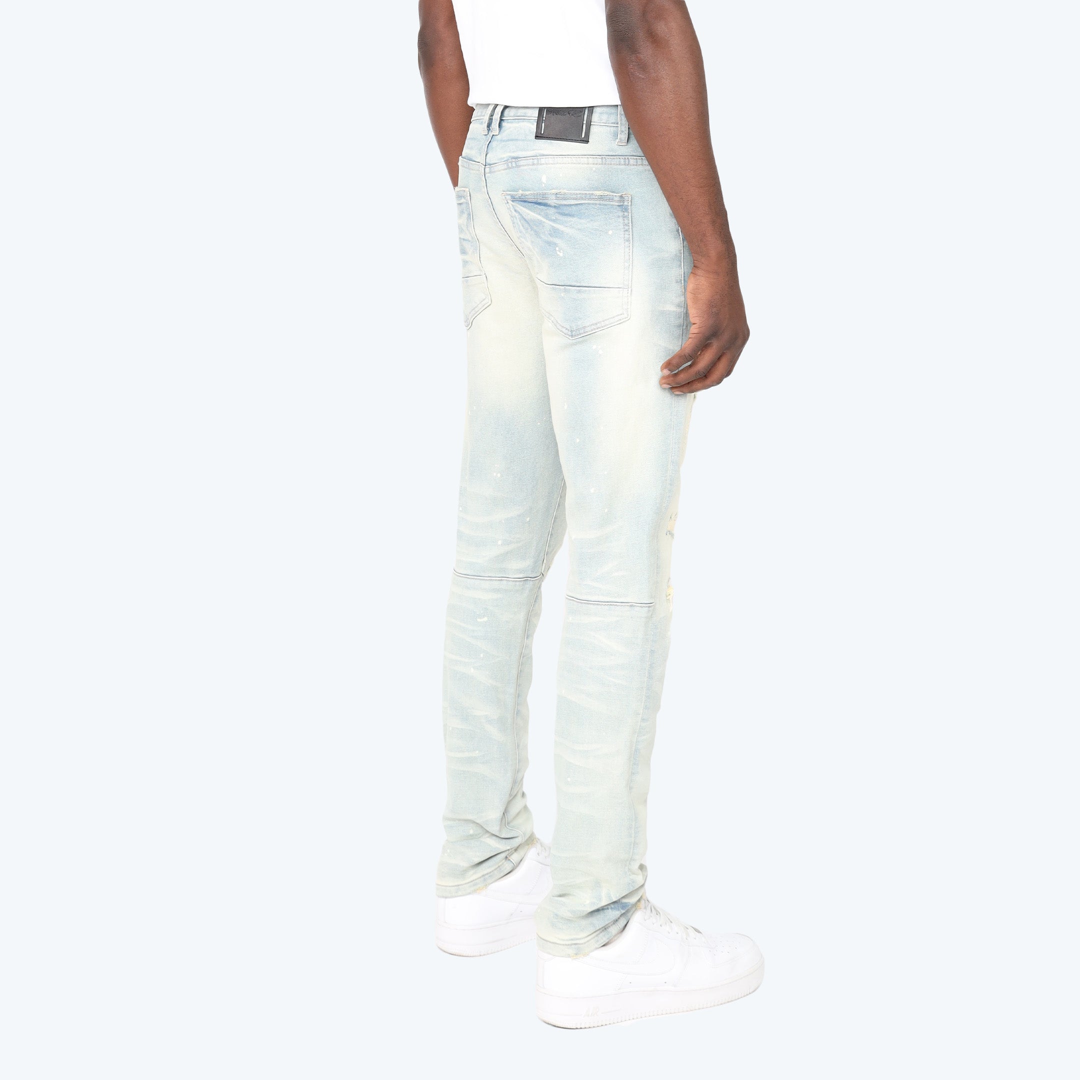 JP24509_ELM_BLUE_CROP_3.jpg