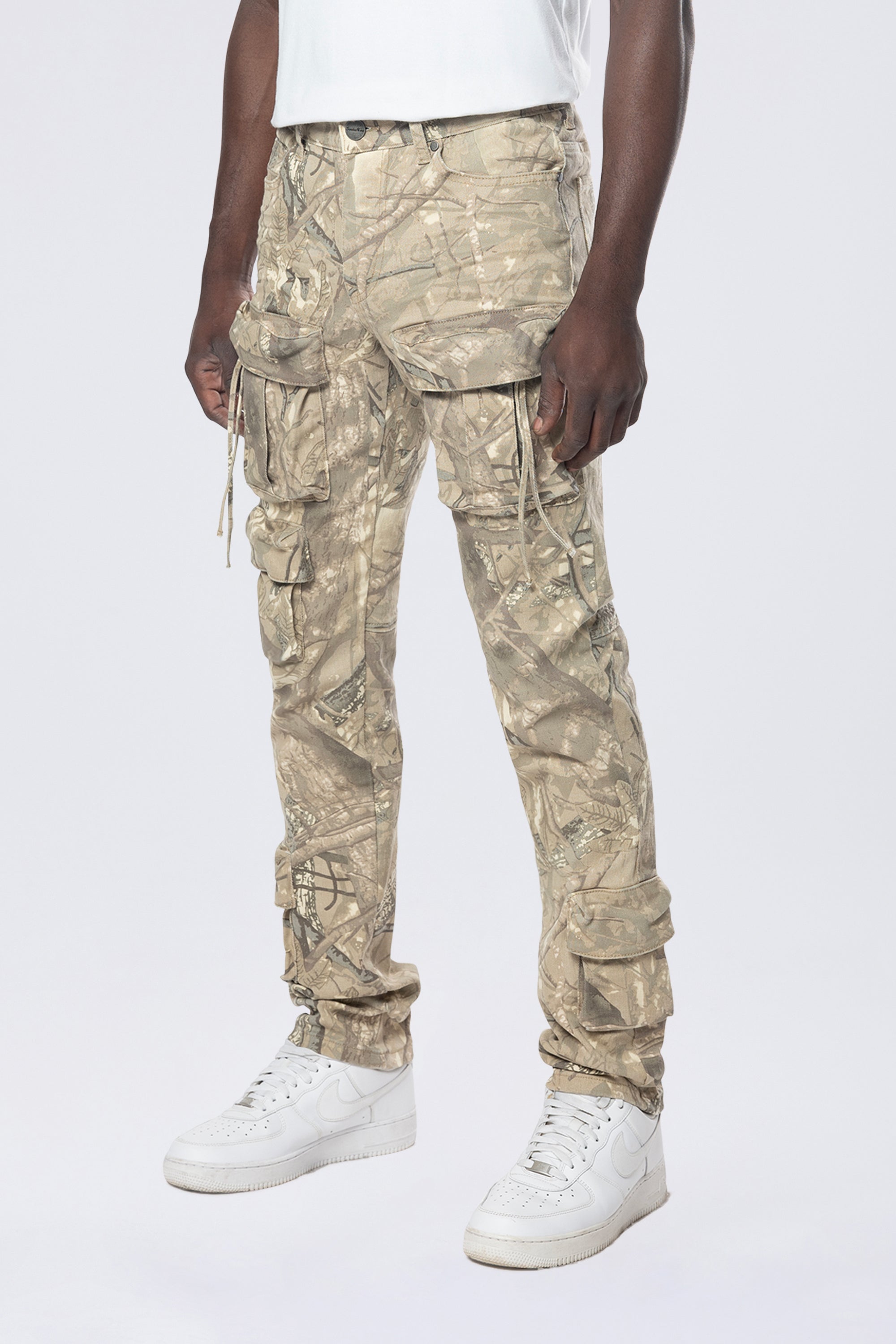 JP24529_KHAKIHUNTINGCAMO_02_52de4d6e-bac4-4ca9-a214-aee7ee270e4f.jpg