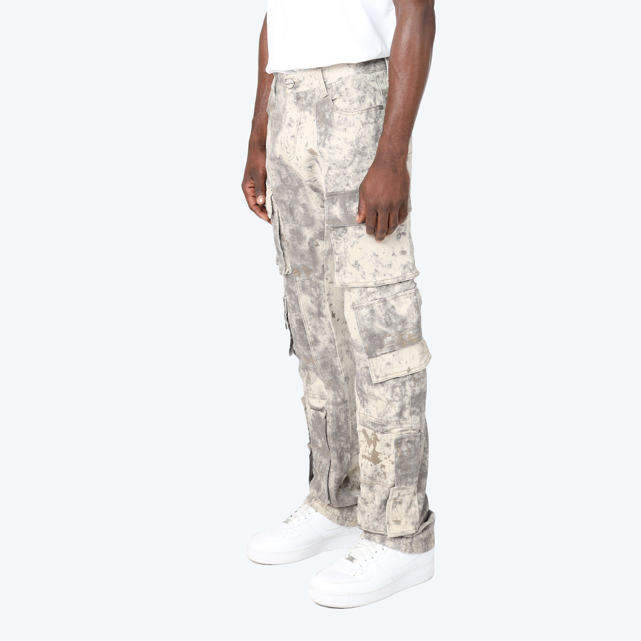 JP25137_SOLAR_KHAKI_CROP_2.jpg