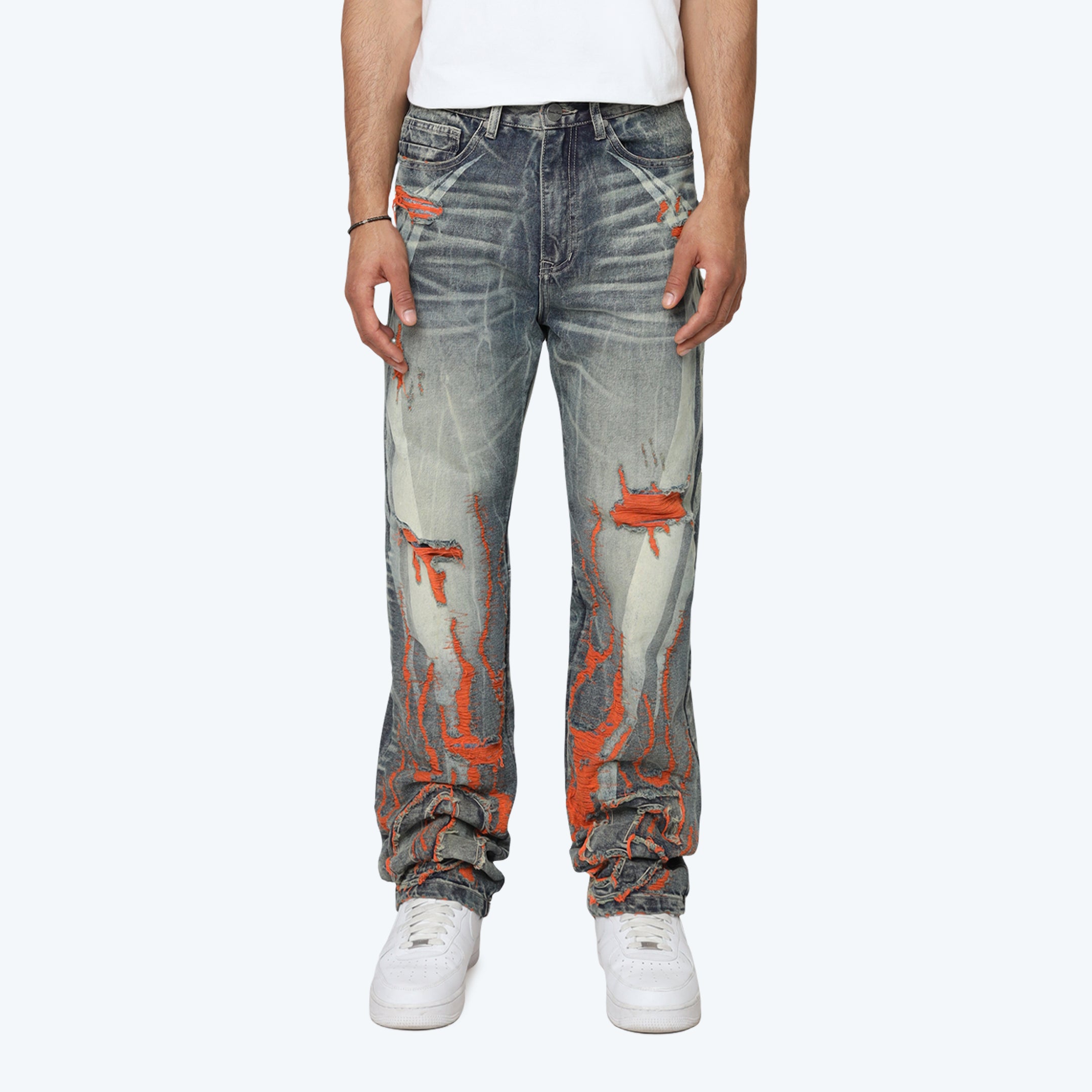 JP25549_IMPERIALBLUE_CROP_BOTTOM_01.webp