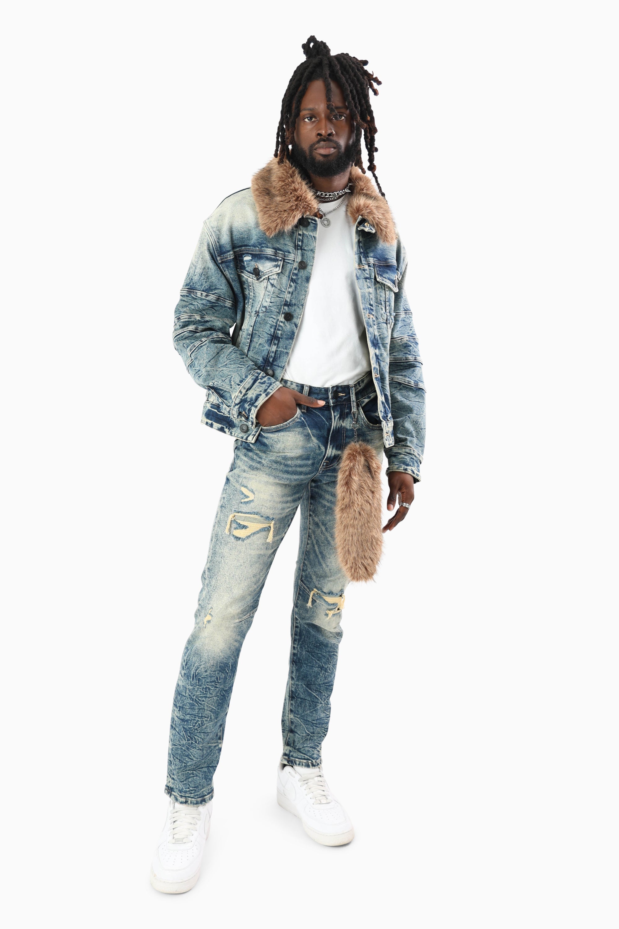 Vintage Washed Jeans With Chain Detail - Arbor Blue