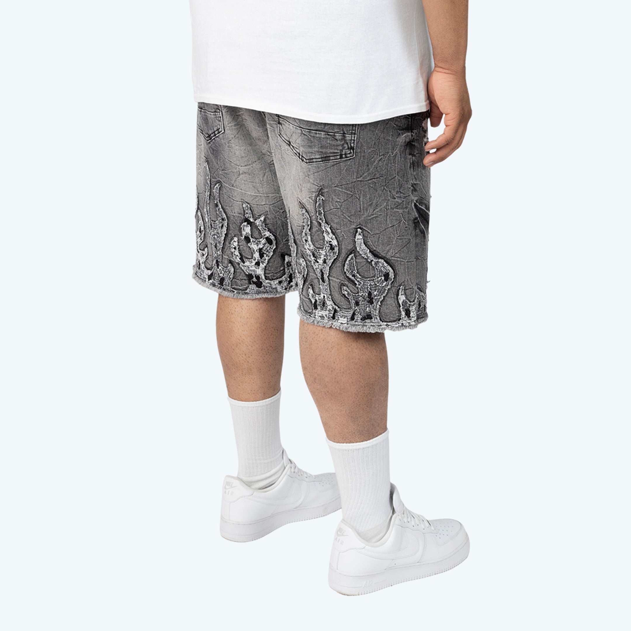 JS25246B_ERISGREY_CROP_03_B.webp