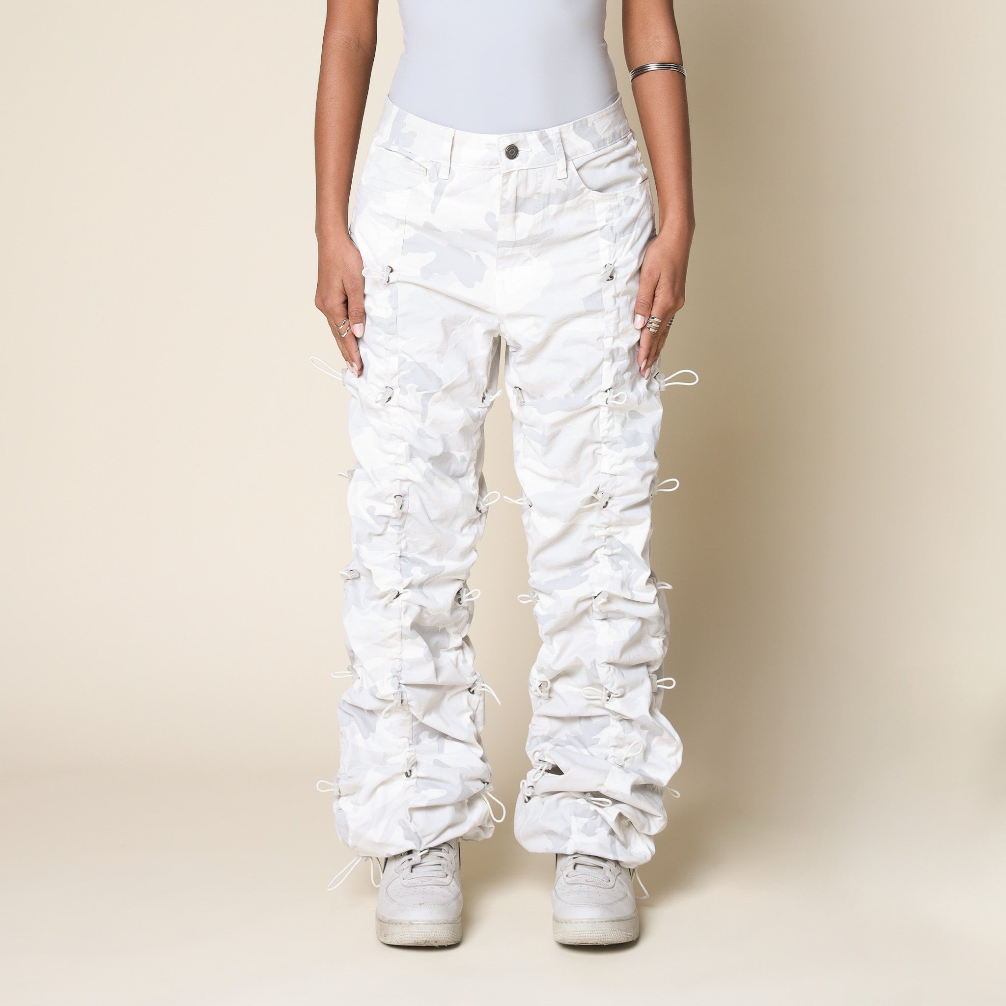 KJP24139_WHITECAMO_01_CROP.jpg