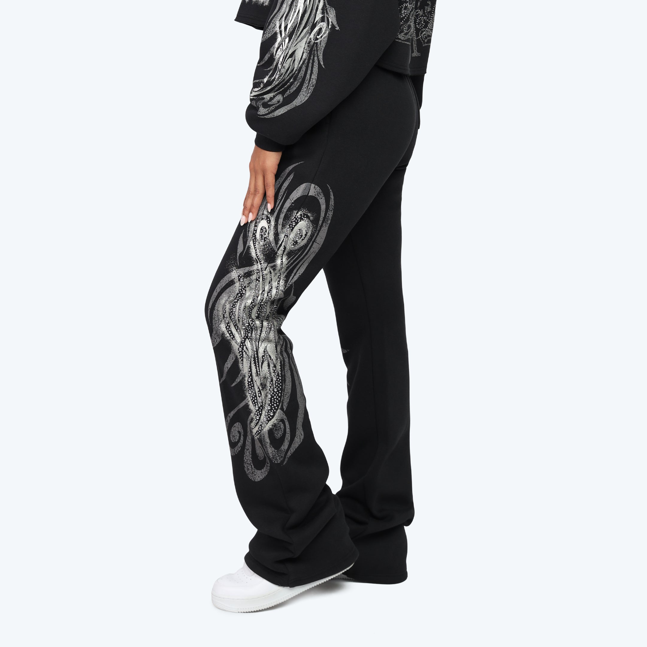 NP25956_BLACK_02.jpg