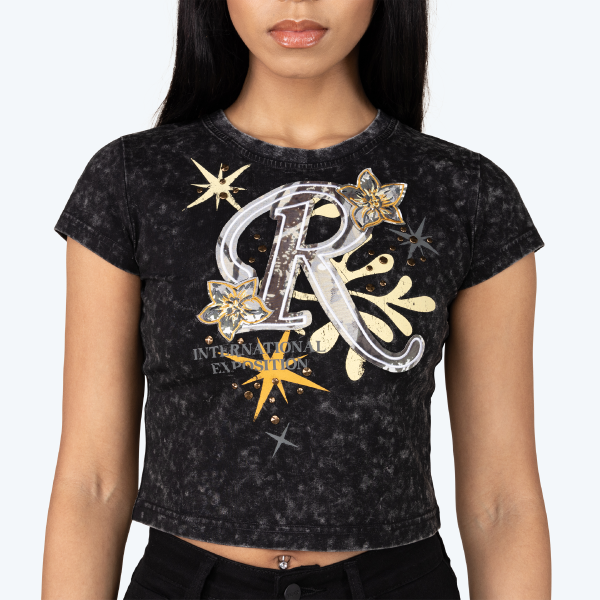 Fitted Graphic T-Shirt