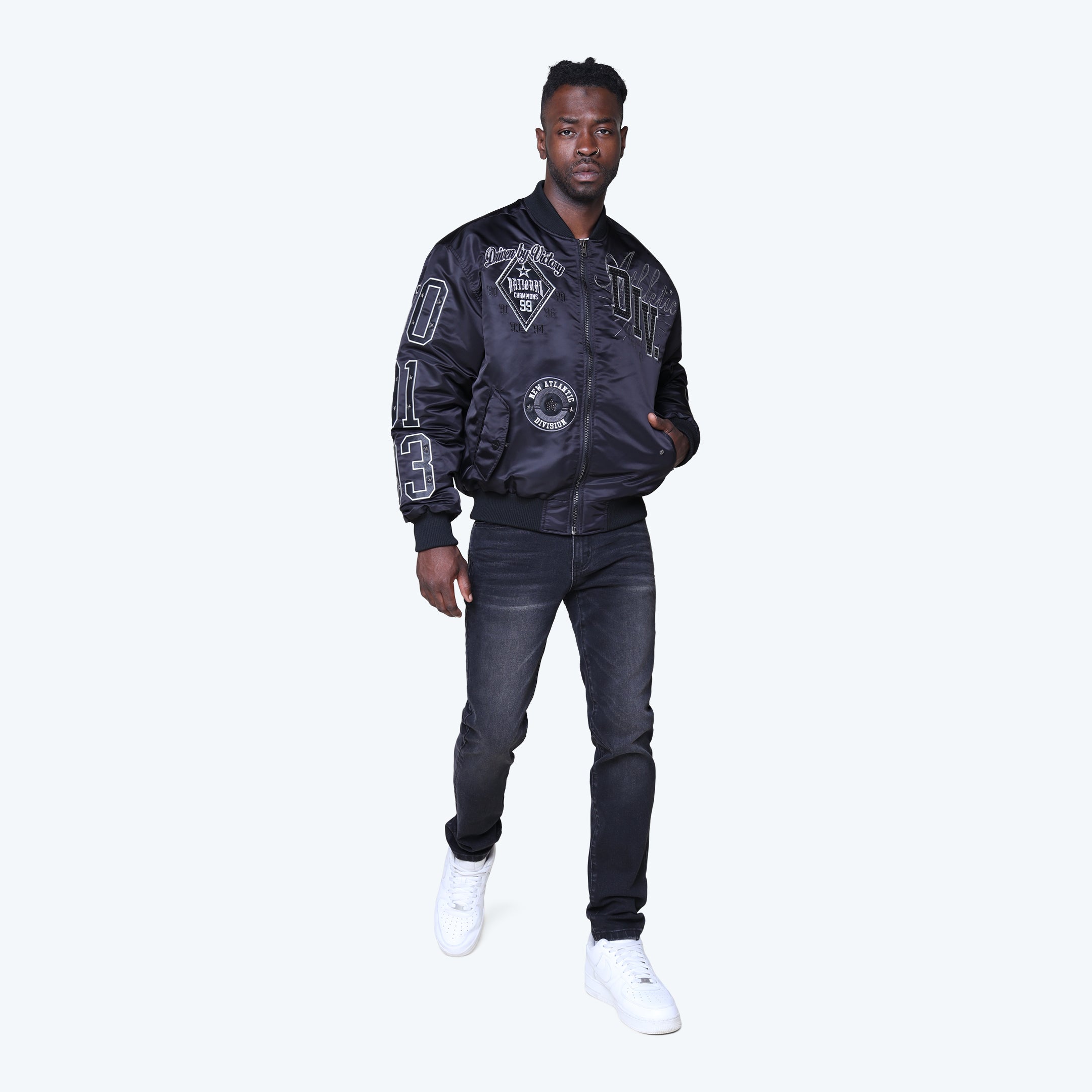 OH25696_BLACK_05.jpg