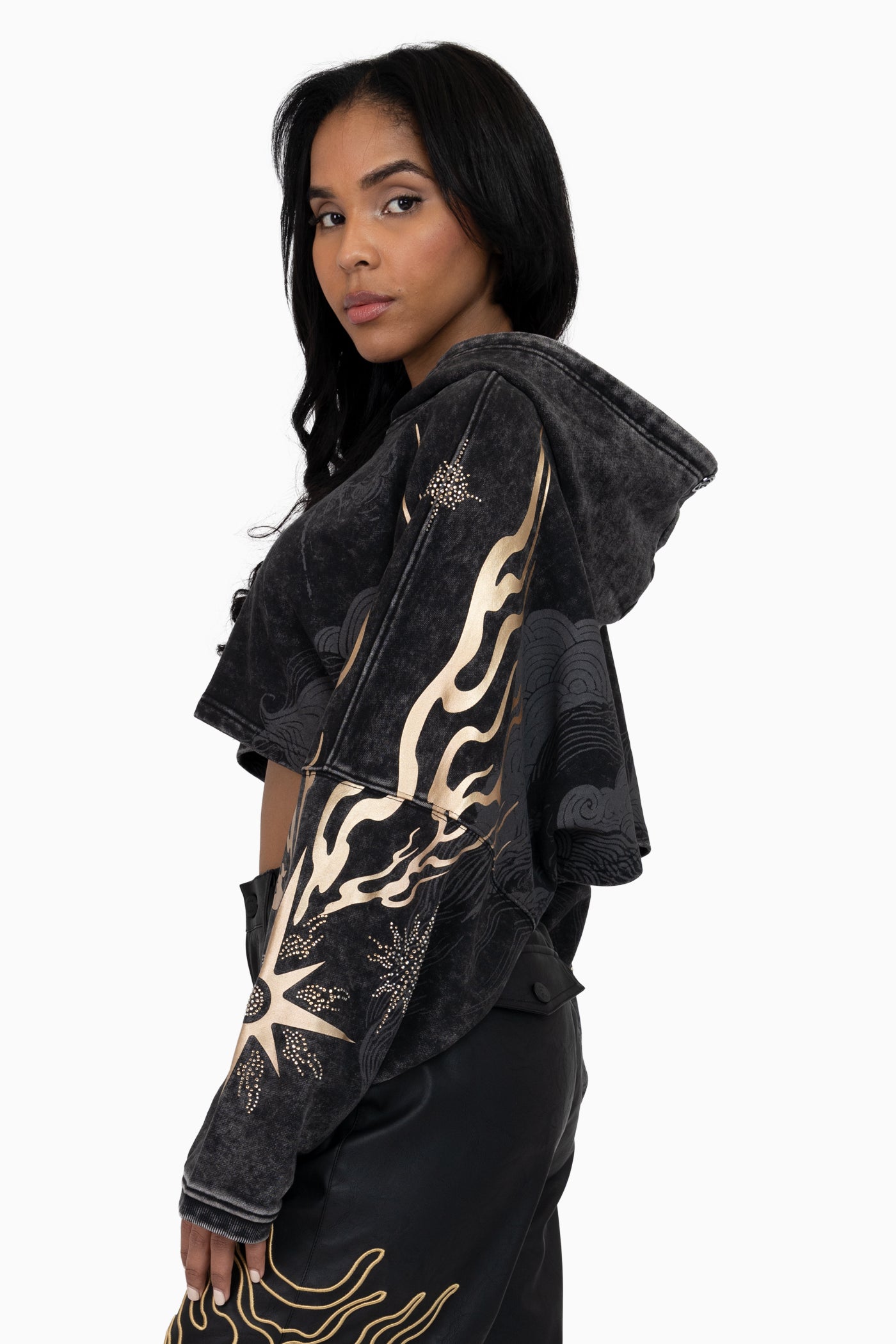 RFO26F320_BLACK_02.jpg