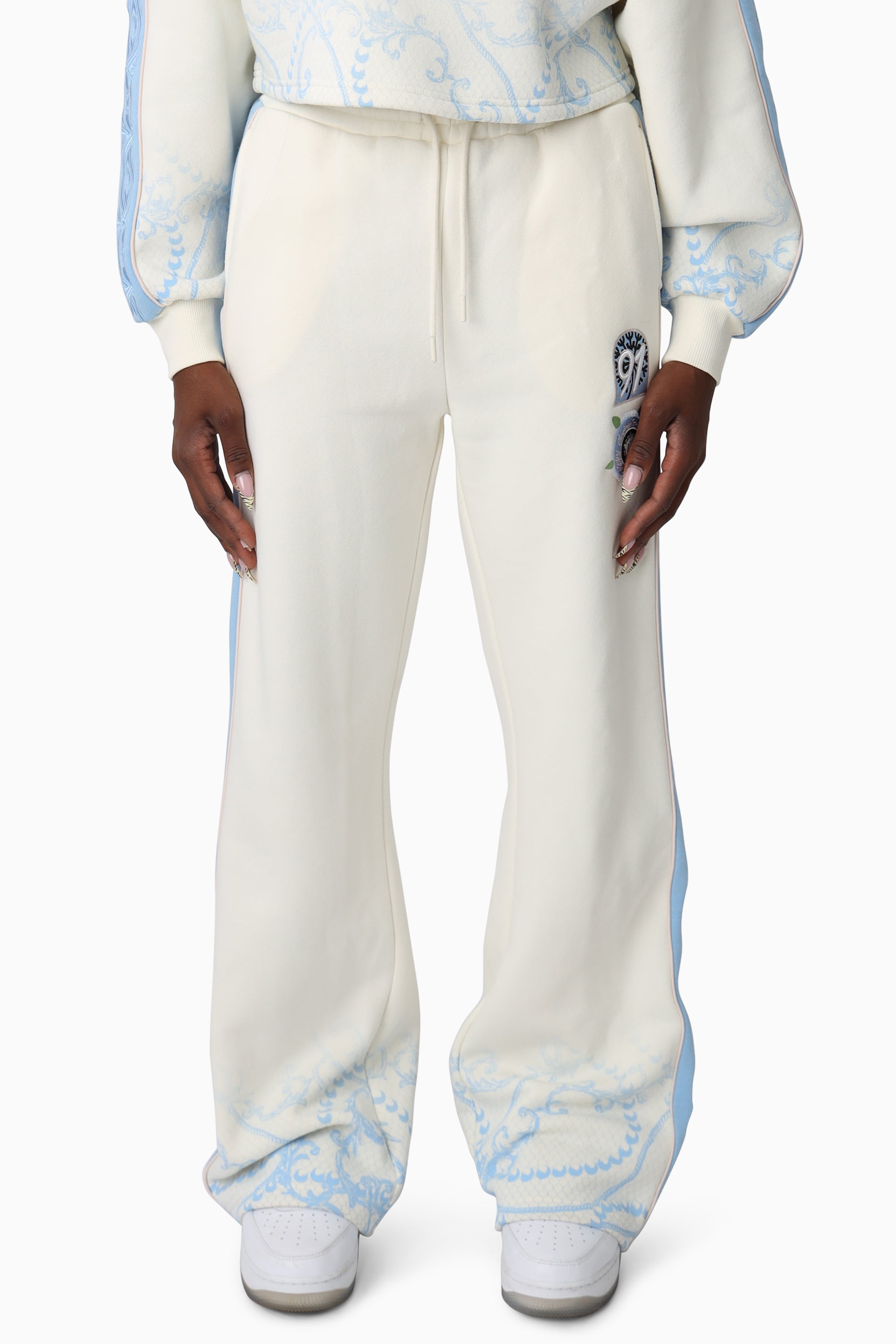 Embroidered Printed Pants - Gardenia