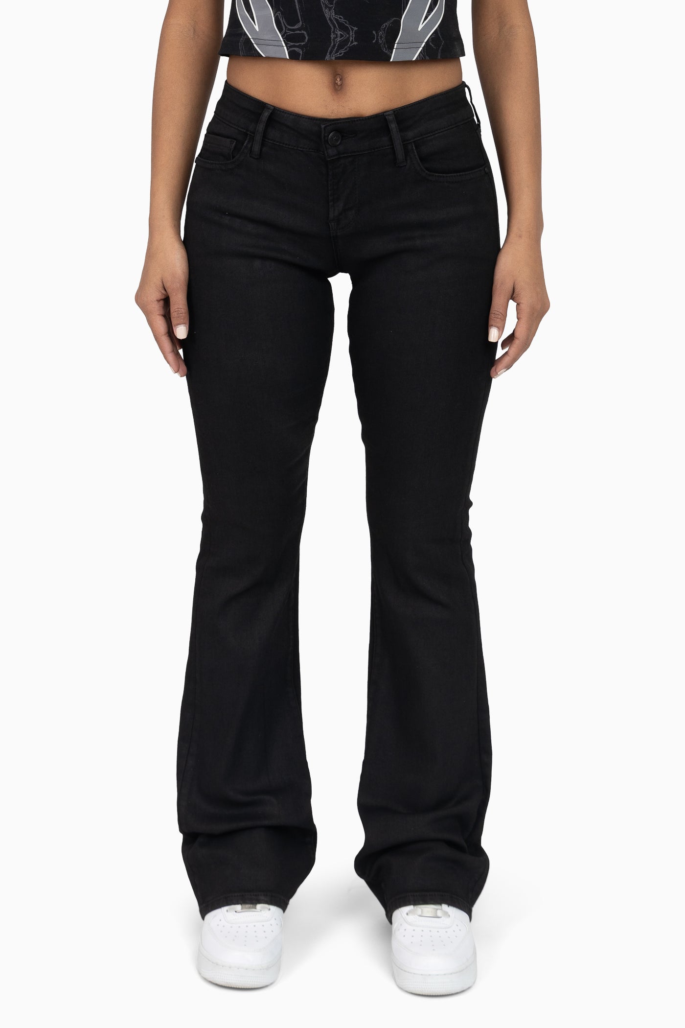 RJP26F105_GLOWBLACK_01.jpg