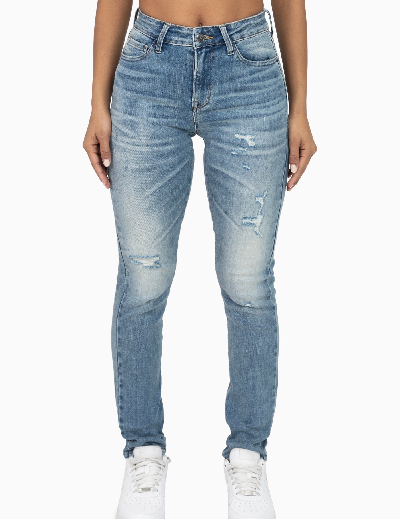 RJP26F109_WALTERBLUE_01.jpg