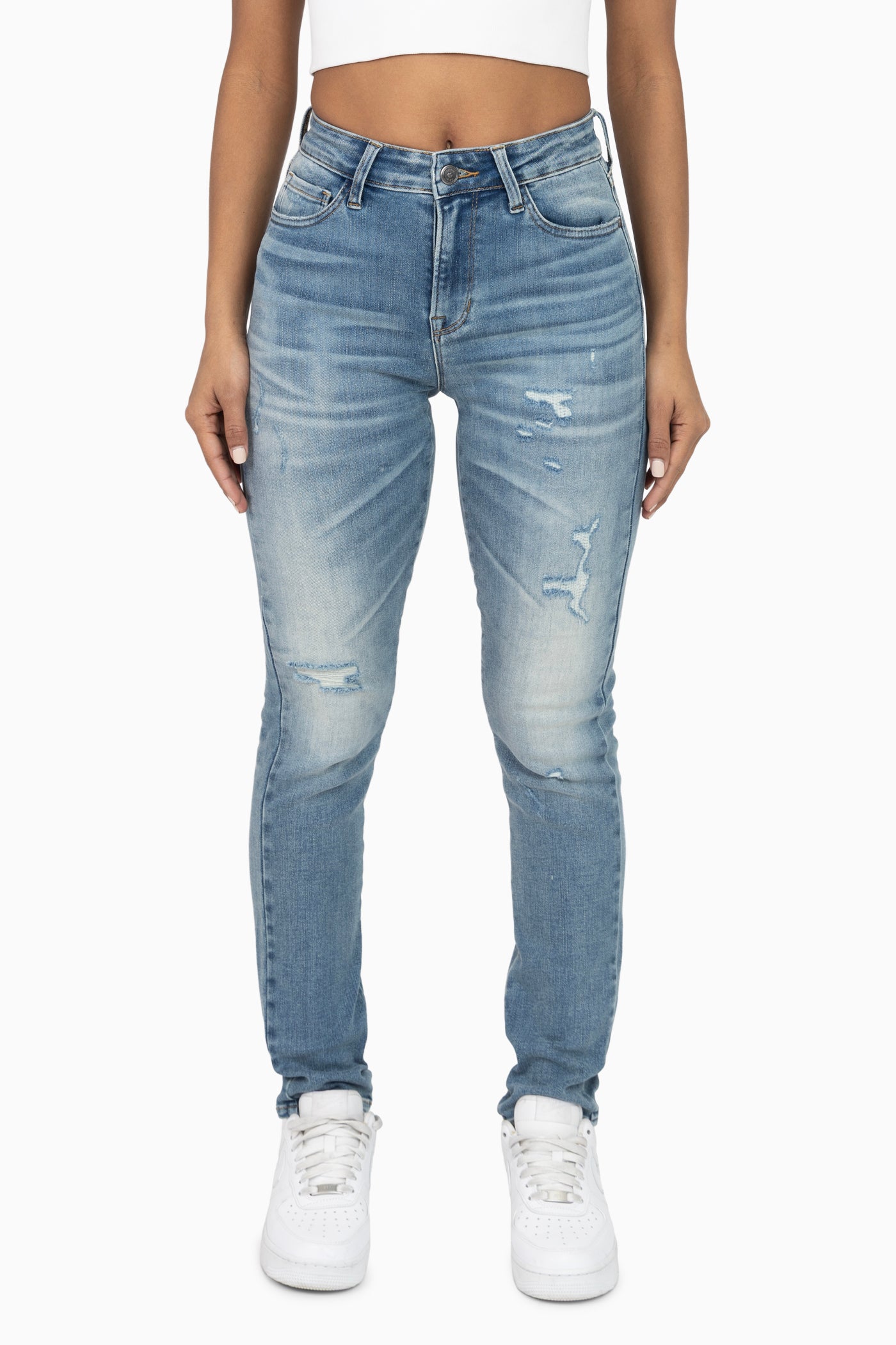 RJP26F109_WALTERBLUE_01.jpg
