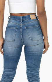 High Rise Slim Skinny - Carly Blue