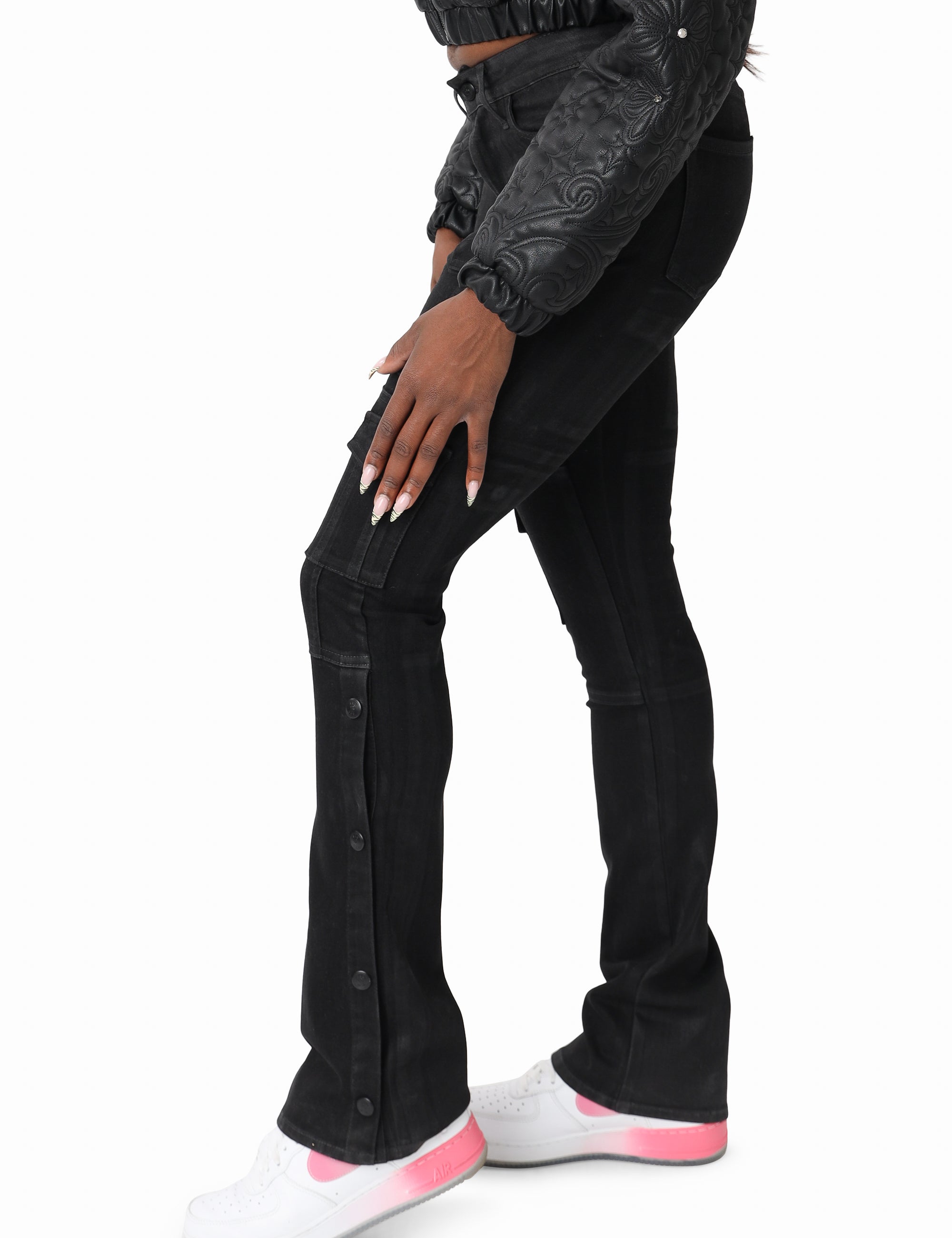 RJP26F325_DEEPBLACK_02.jpg
