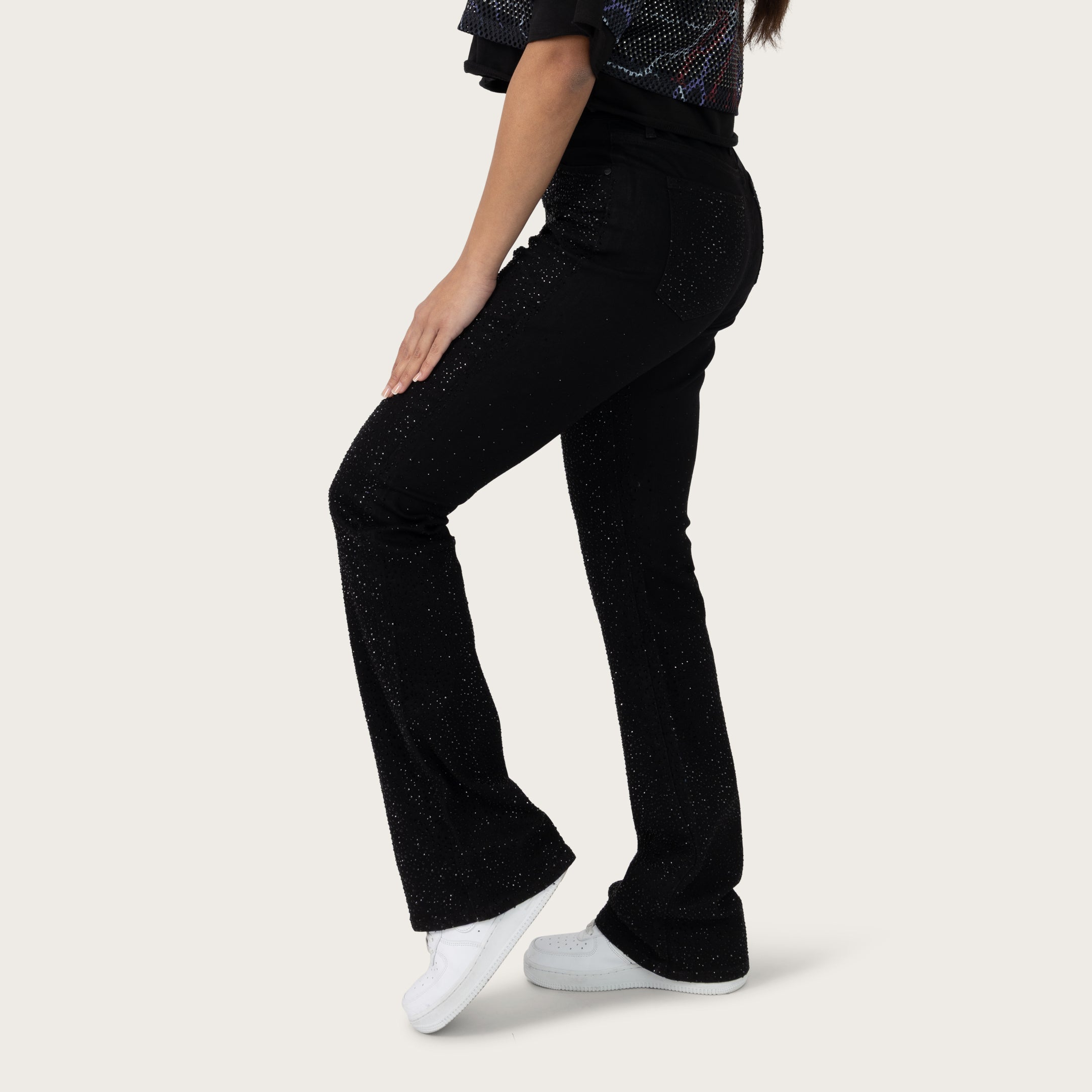 RJP26S454_DEEPBLACK_02.jpg