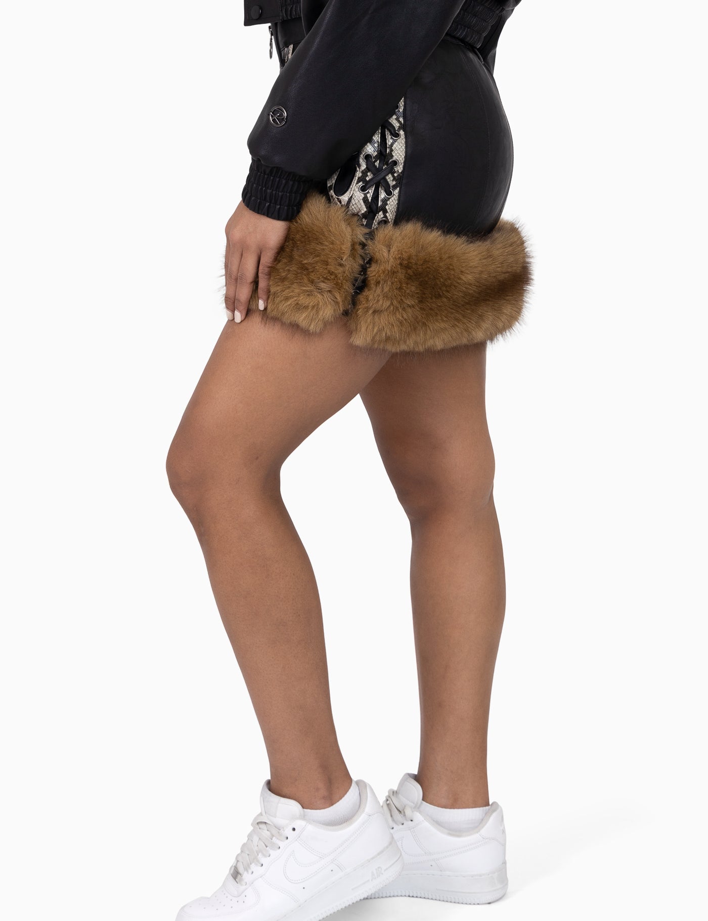 RWK26F339_BLACK_02.jpg