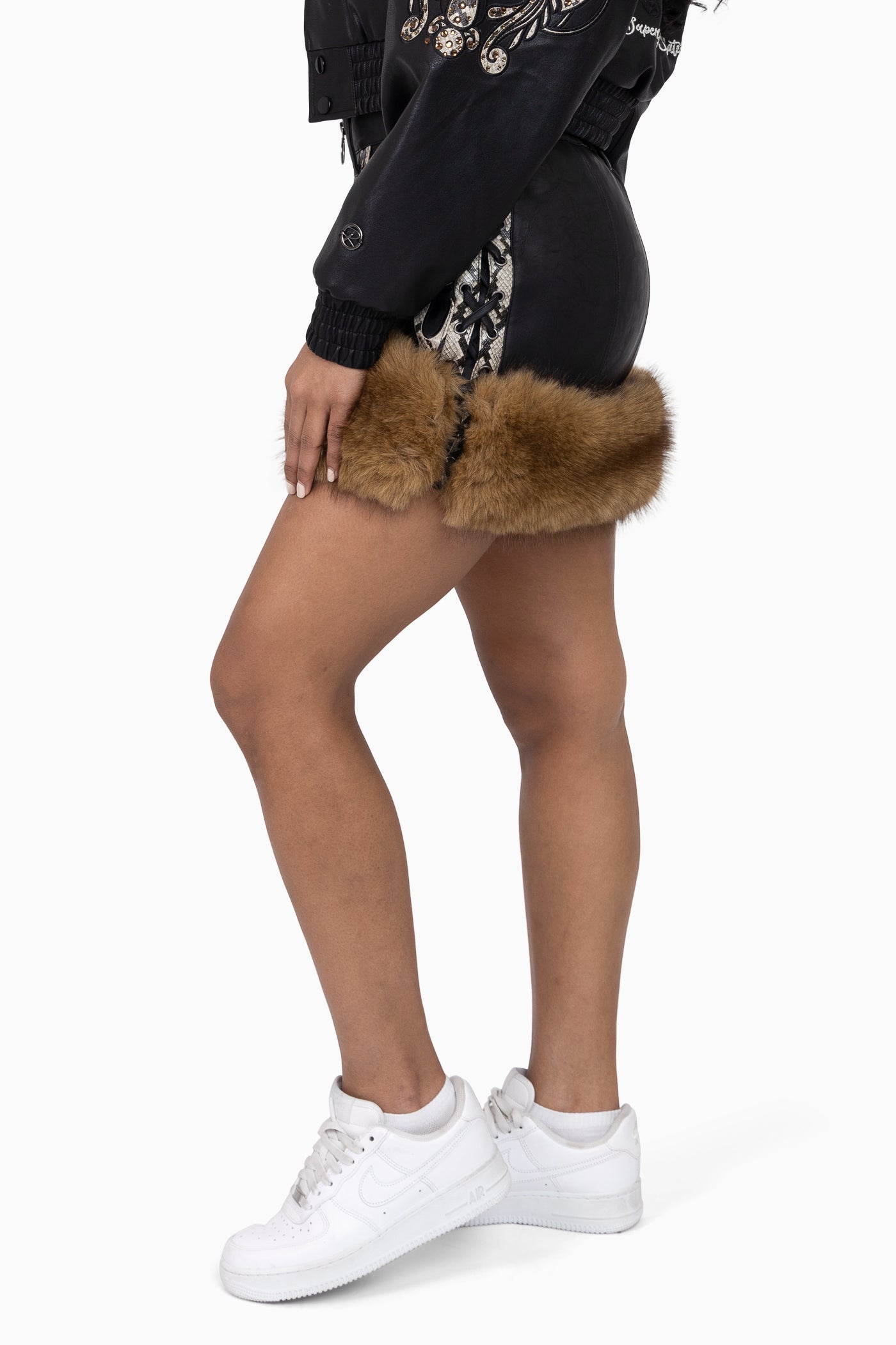 RWK26F339_BLACK_02.jpg