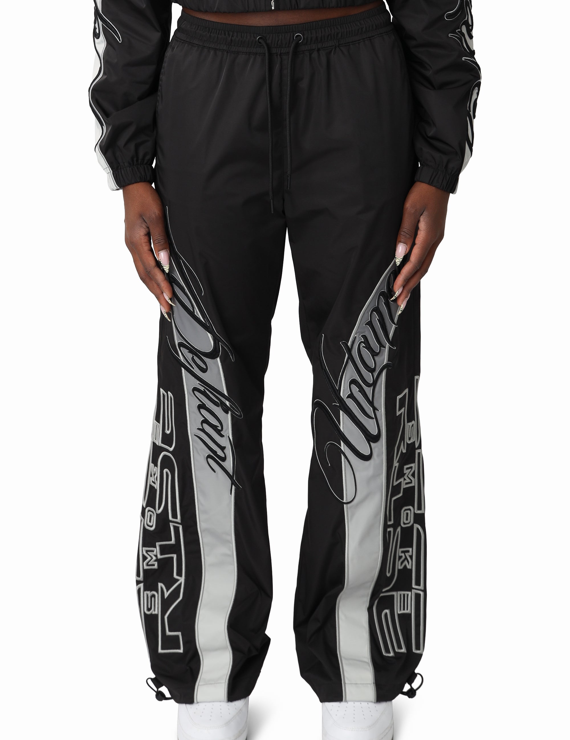 RWP26F343_BLACK_01.jpg