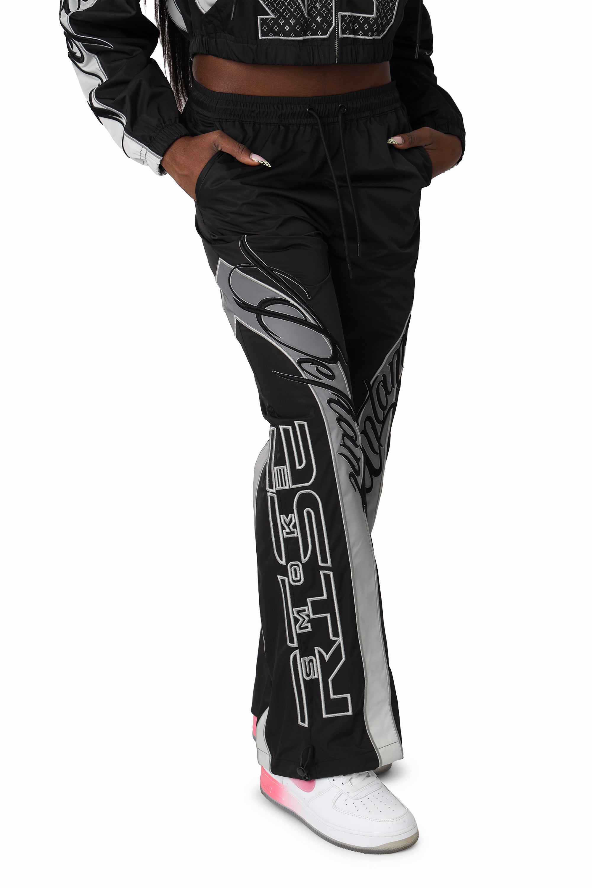 Embroidered Gradient Paneled Pants - Black