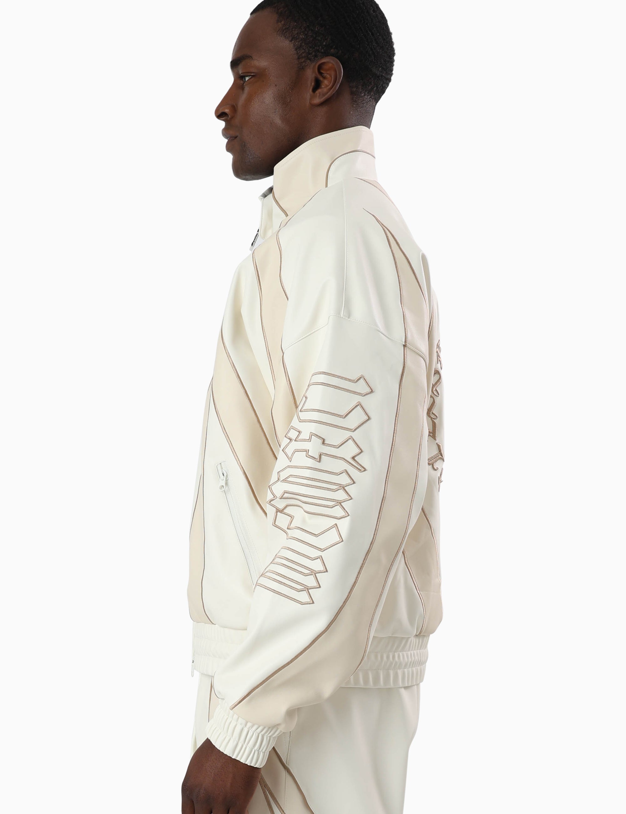 WJ26P603_OFFWHITE_02.jpg