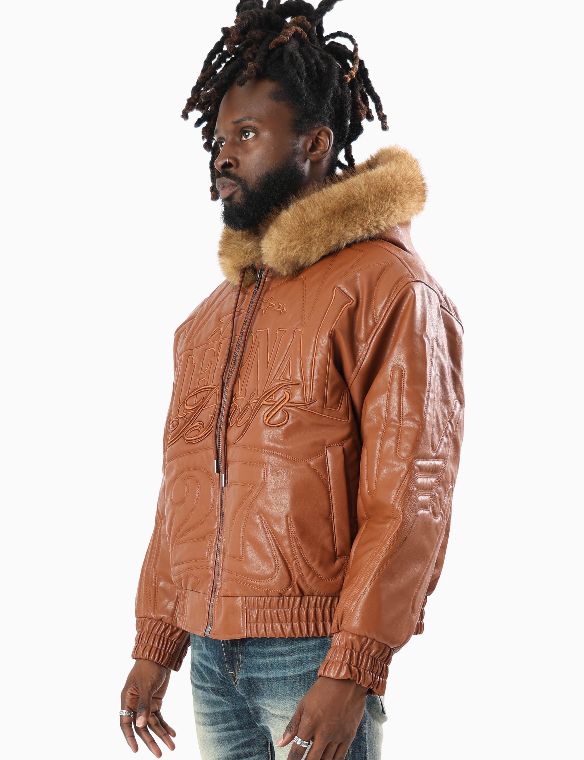WO26P594_Brown_02.jpg
