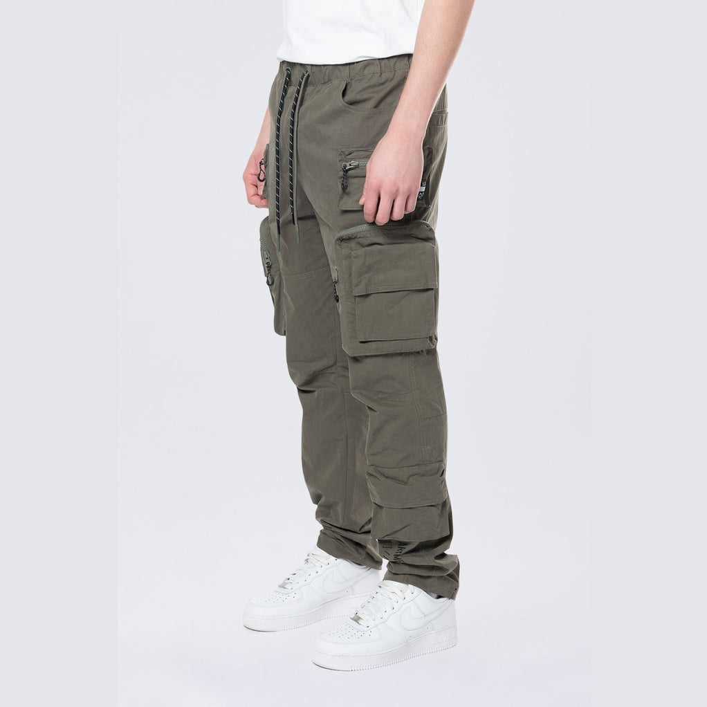 Smoke Rise Utility Cargo Windbreaker Pants - Thyme