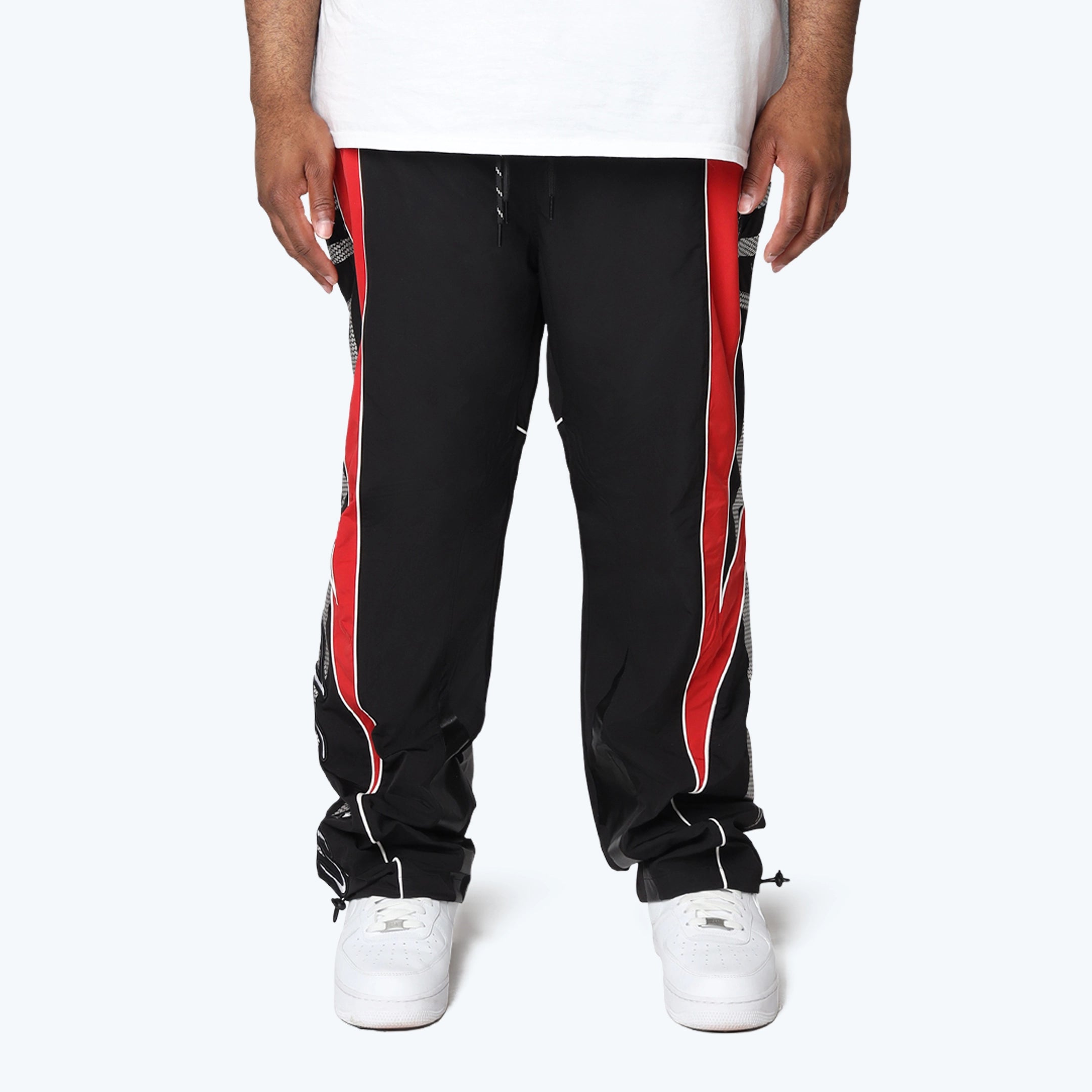 WP25586B_BLACK_CROP_BOTTOM_01.webp