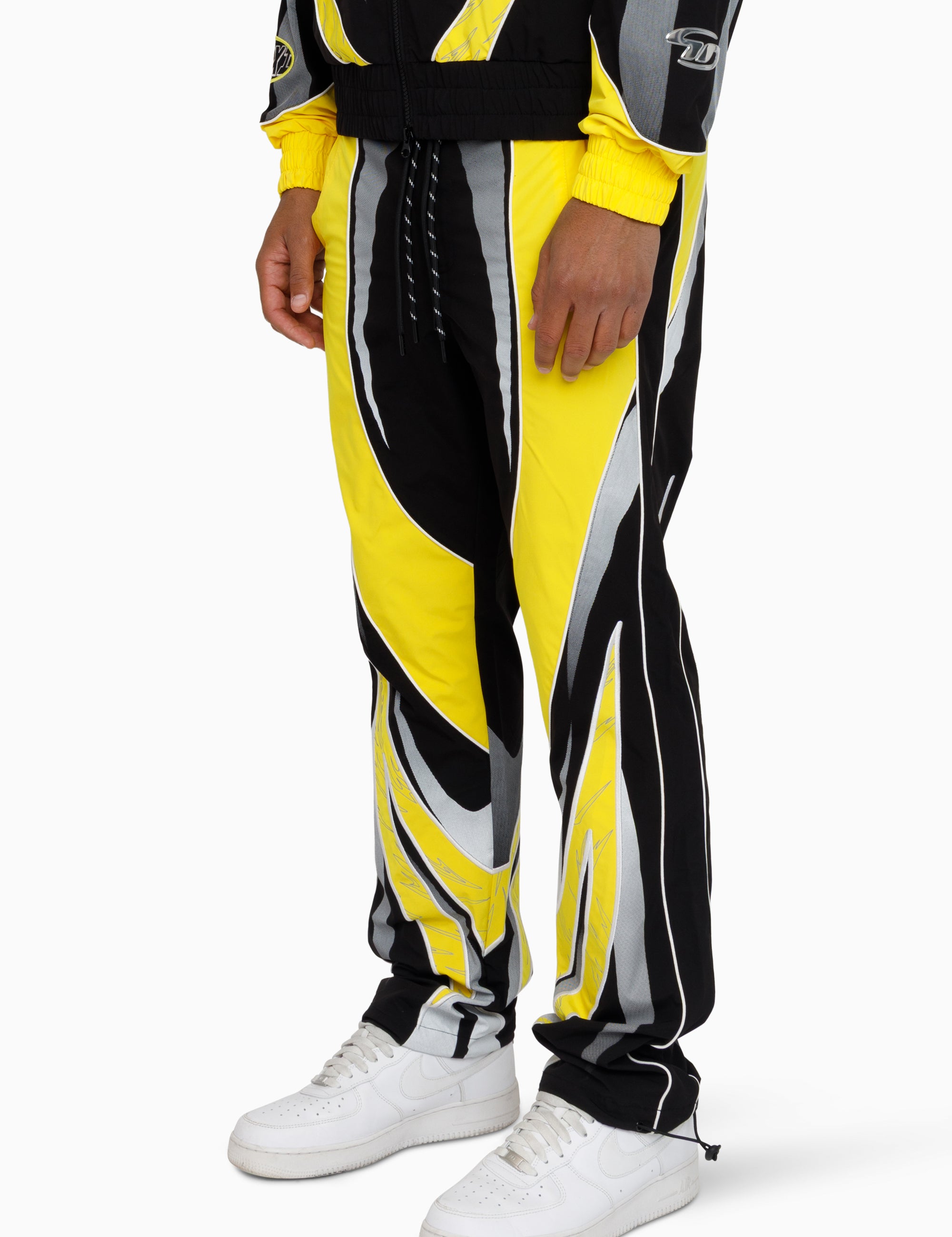 WP26F586_CYBERYELLOW_02.jpg