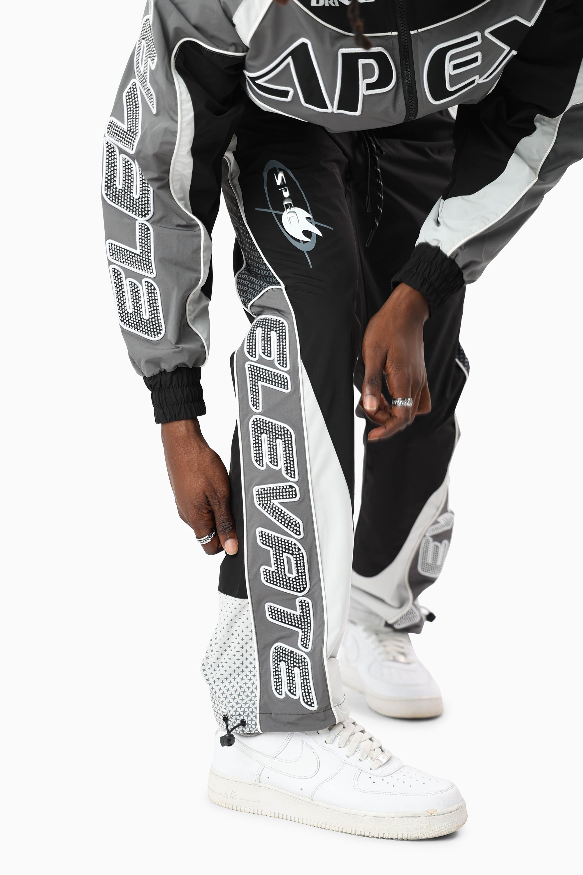 Elevate Windbreaker Pants - Black
