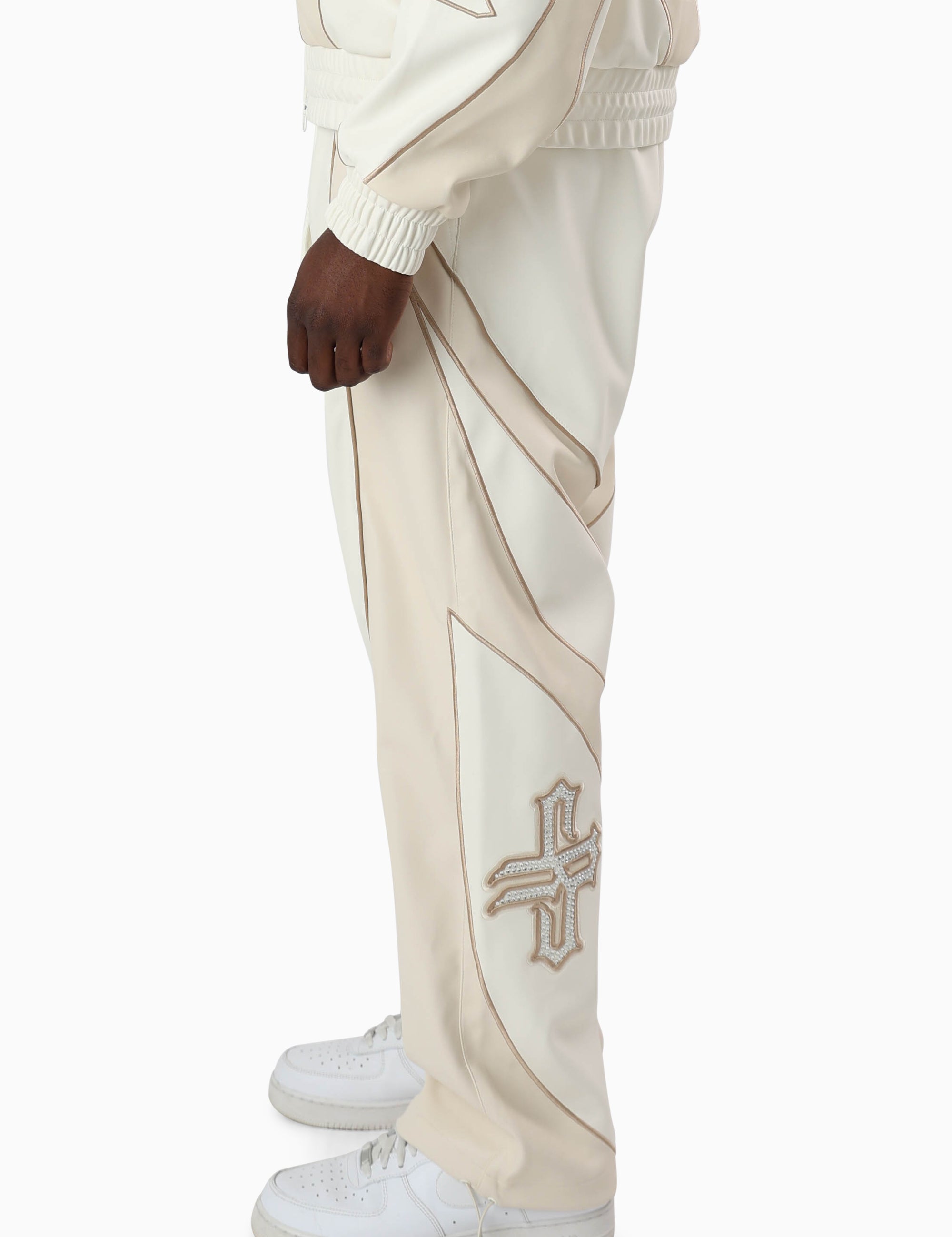 WP26P603_OFFWHITE_02.jpg