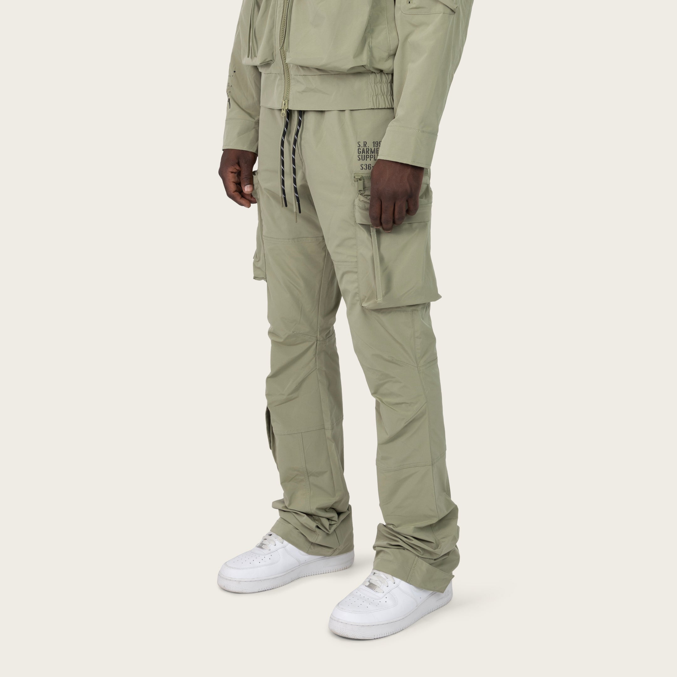 Stacked Utility Windbreaker Pants - Oil Green