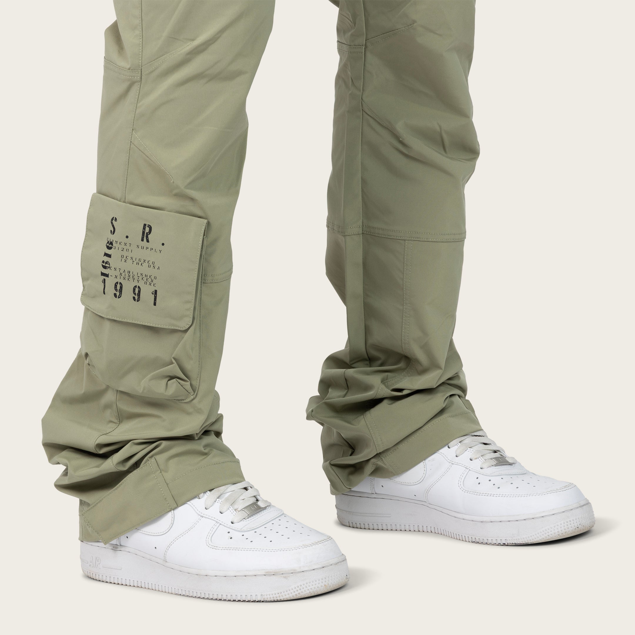 Stacked Utility Windbreaker Pants - Oil Green