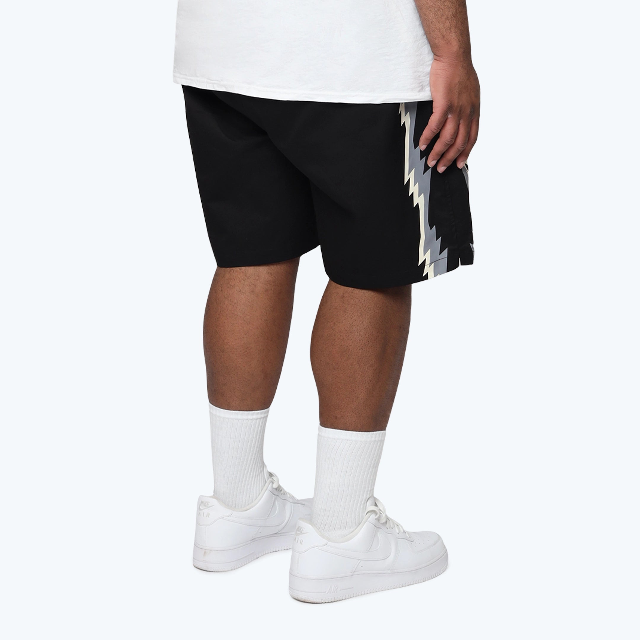 WS25587B_BLACK_04_CROP_04.webp