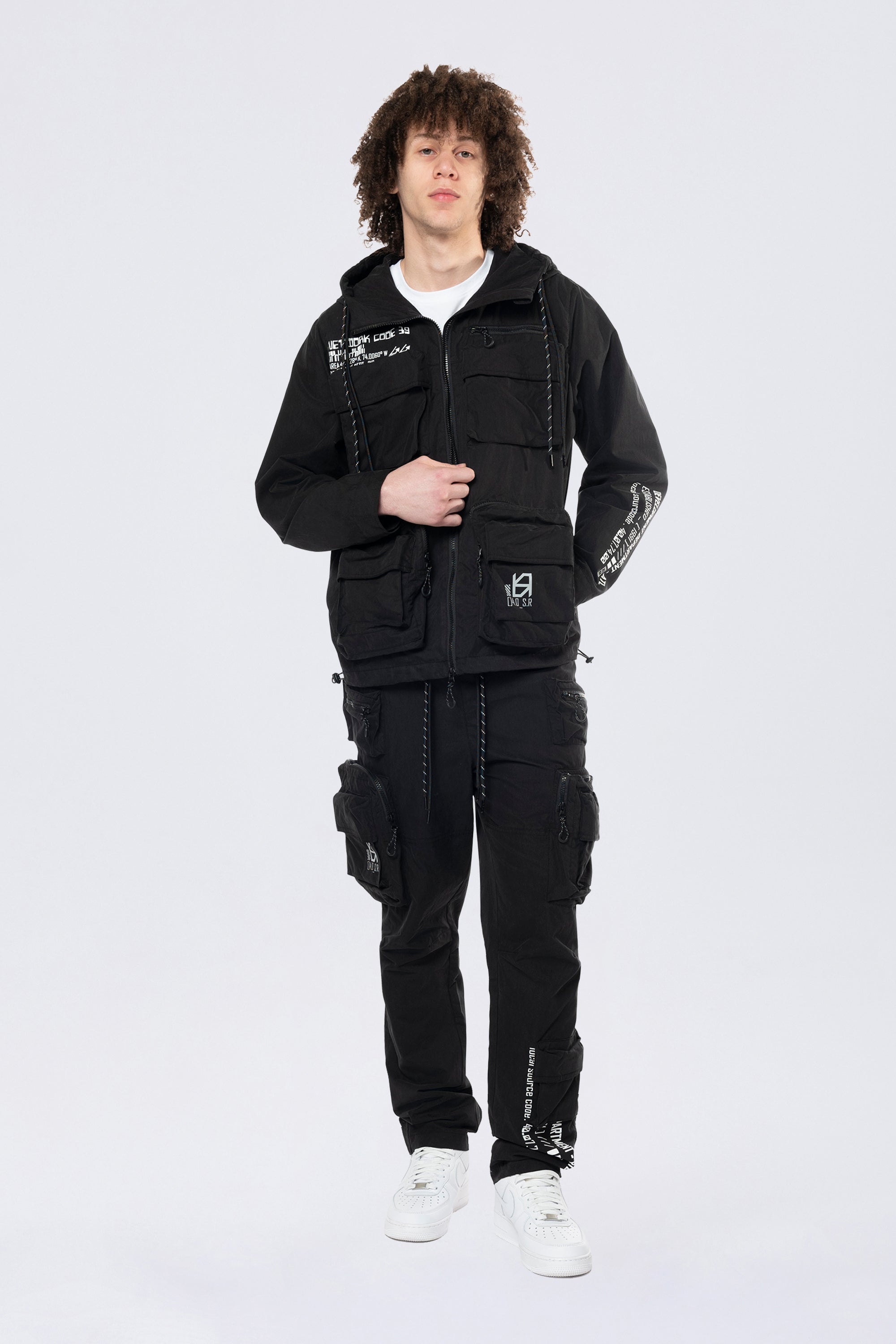 Utility Cargo Windbreaker Pants - Black